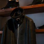 ISAMU KATAYAMA BACKLASH The Line “T-1901” B-3 Mouton Jacket BLACK 2022のイメージ