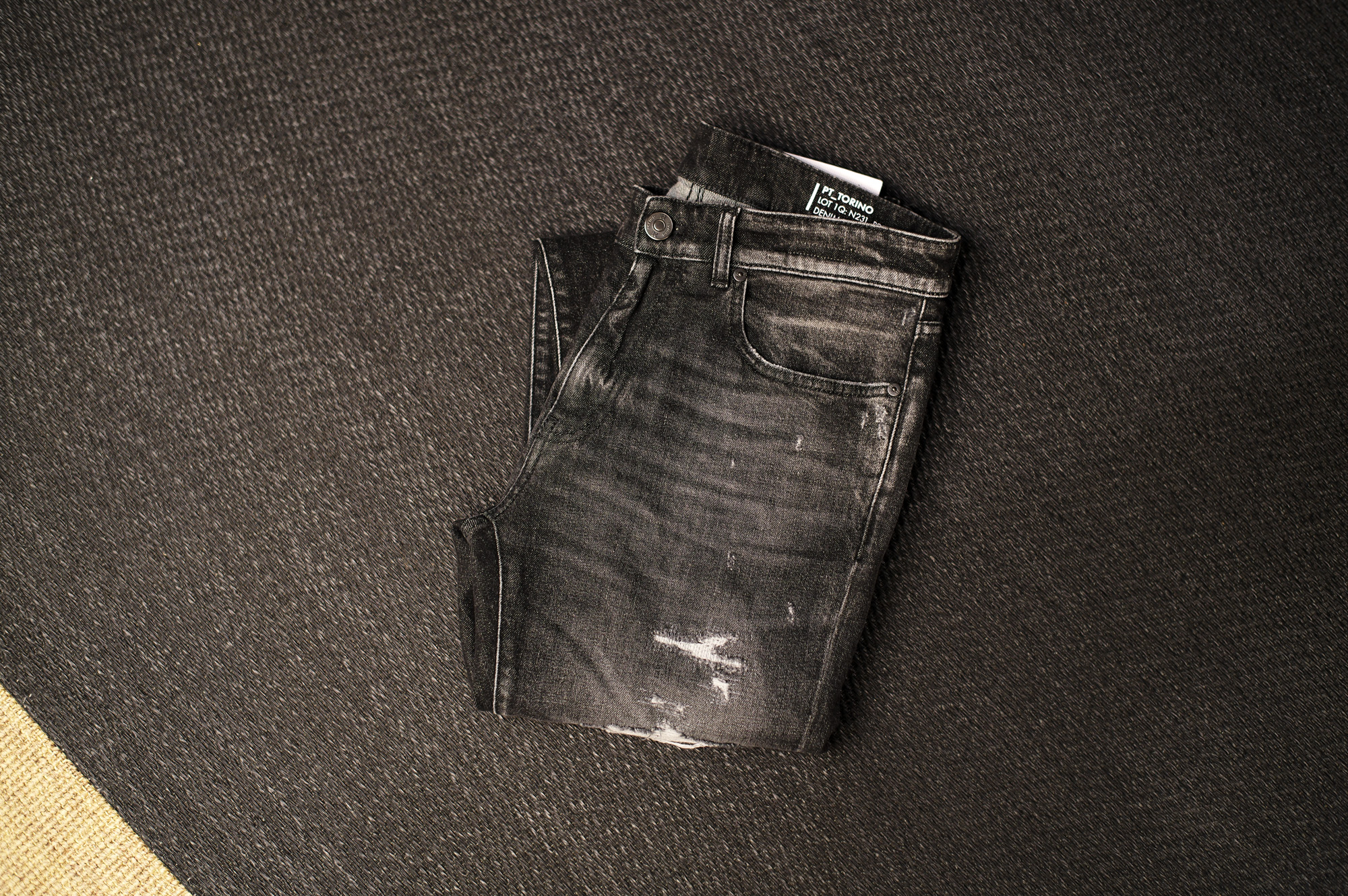 PT TORINO DENIM "ROCK" BLACK CRUSH・MK82 2023秋冬 【ご予約開始】 ピーティートリノデニム ロック ブラッククラッシュ デニムパンツ ブラックデニム クラッシュデニム 愛知 名古屋 Alto e Diritto altoediritto アルトエデリット