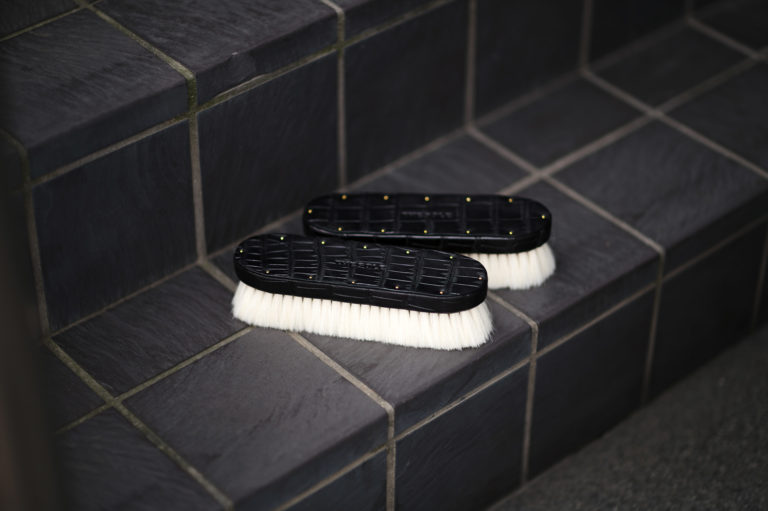 クロコダイル ブランド THE SOLE / ザ ソール 山羊毛 洋服ブラシ