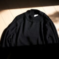 RIVORA(リヴォラ) R28-MKT002 SIDE CABLE Mock Neck Pull Over Black (010・ブラック) 2023秋冬 【ご予約受付中】のイメージ