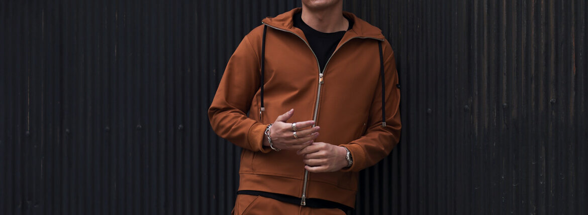 Volturno (ヴォルトゥルノ) Slim Fit ZIPup Parker スリムフィット ジップアップ パーカー DARK ORANGE (ダークオレンジ) 2023春夏 【ご予約受付中】 愛知 名古屋 Alto e Diritto altoediritto アルトエデリット セットアップ ジャージ