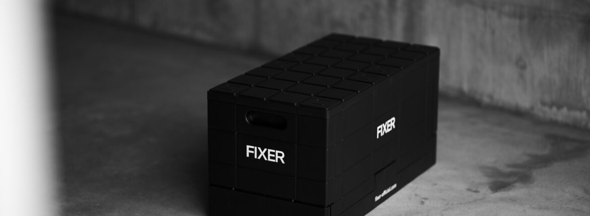 FIXER (フィクサー) FCT-01 FOLDING CONTAINER (フォルド コンテナ) 収納ボックス コンテナ BLACK × WHITE (ブラック×ホワイト)  【ご予約開始】【2023.5.08(Mon)～2023.5.21(Sun)】のイメージ