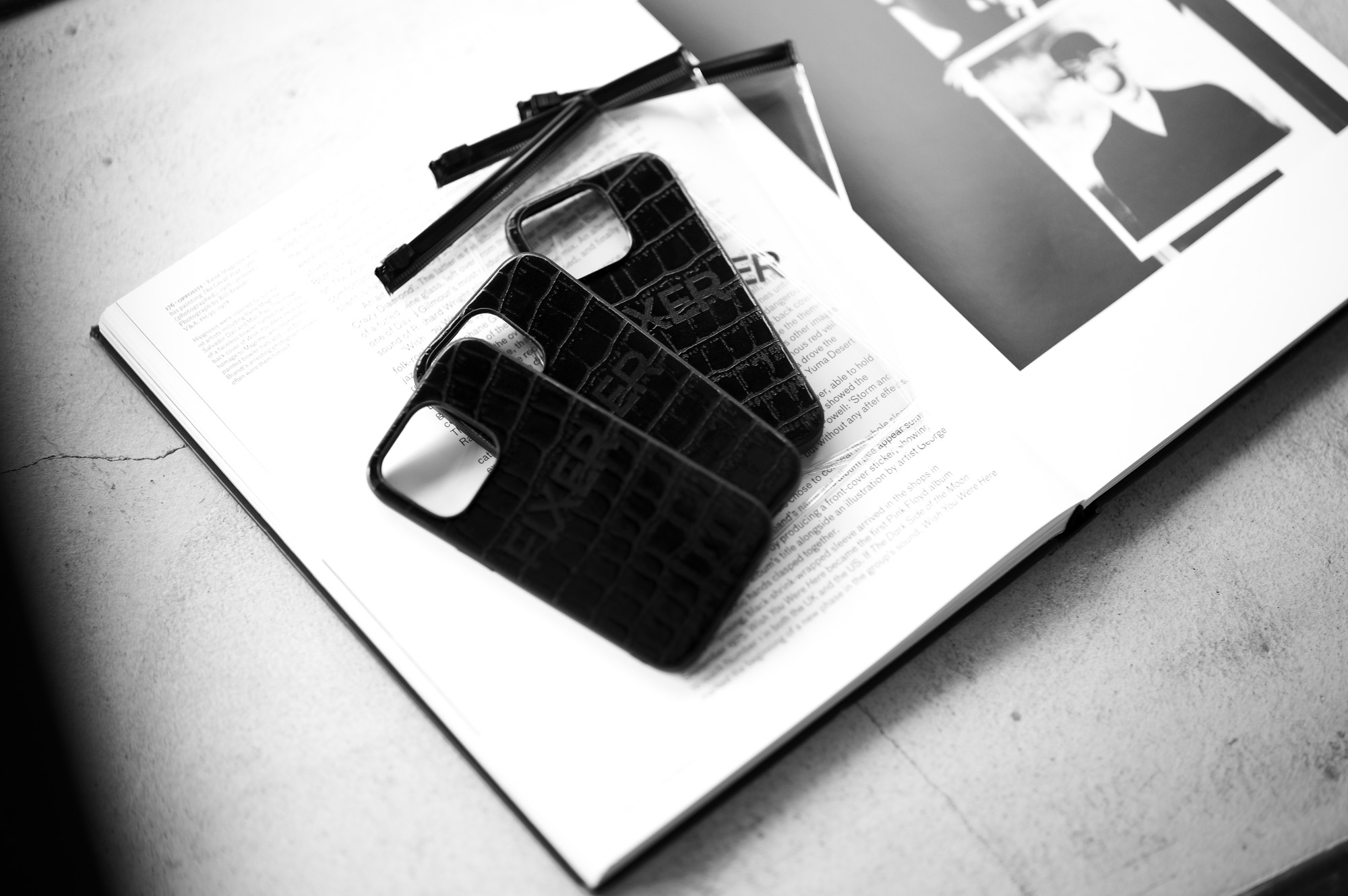 FIXER "iPhone 14Pro Crocodile Case" ALL BLACK フィクサー アイフォンケース 携帯ケース クロコダイルケース 愛知 名古屋 Alto e Diritto altoediritto アルトエデリット