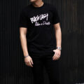 ISAMU KATAYAMA BACKLASH × Alto e Diritto (イサムカタヤマ バックラッシュ × アルト エ デリット) Crew Neck T-shirt ロゴプリントTシャツ BLACK (ブラック) MADE IN JAPAN (日本製) 2023 【Special Model】【Alto e Diritto別注】【片山氏直筆スペシャルプリント】のイメージ