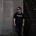BALMAIN（バルマン）PRINTED T-SHIRT (プリンテッド Tシャツ) ロゴプリント Tシャツ NOIR (ブラック) 2023春夏新作 【入荷しました】【フリー分発売開始】のイメージ