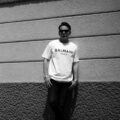 BALMAIN “PRINTED T-SHIRT” LOGO PRINT BLANC 2023SSのイメージ
