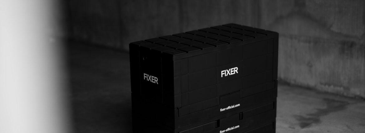 FIXER (フィクサー) FCT-01 FOLDING CONTAINER (フォルド コンテナ) 収納ボックス コンテナ BLACK × WHITE (ブラック×ホワイト)  【ご予約受付中】【2023.8.21(Mon)～2023.9.03(Sun)】のイメージ