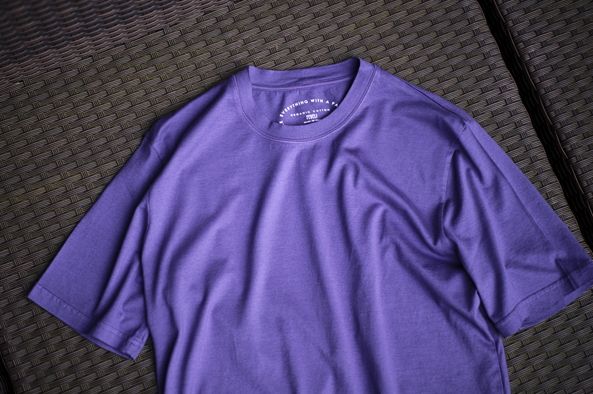 FEDELI Crew Neck T-shirt GIZA COTTON "PURPLE・186" , "BLUE・155" , "GRAY・84" , "BLACK・31" , "WHITE・41" made in italy 2024 春夏 【ご予約開始】 フェデリ クルーネック Tシャツ パープル ブルー グレー ブラック ホワイト Tシャツ