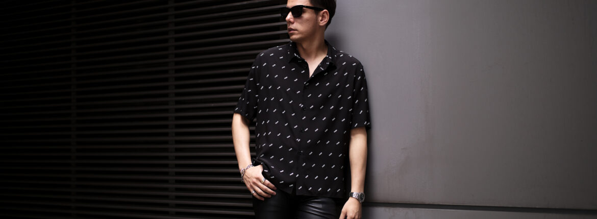 FIXER (フィクサー) FST-02 Silk Shirts ロゴプリント シルク シャツ BLACK (ブラック) 【ご予約開始】【2023.5.29(Mon)～2023.6.11(Sun)】 愛知 名古屋 Alto e Diritto altoediritto アルトエデリット 半袖シャツ シルクシャツ 柄シャツ