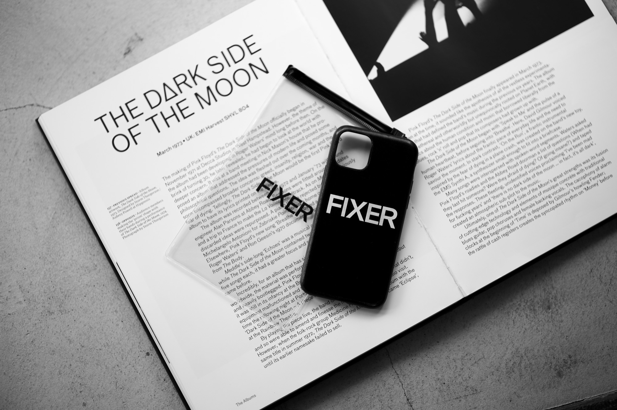 FIXER(フィクサー) "iPhone Case" アイフォーンケース  BLACK × WHITE (ブラック × ホワイト) 【ご予約開始】【2023.6.24(Sat)～2023.7.09(Sun)】 愛知 名古屋 Alto e Diritto altoediritto アルトエデリット フィクサー クロコダイル アイフォーンケース オールブラック