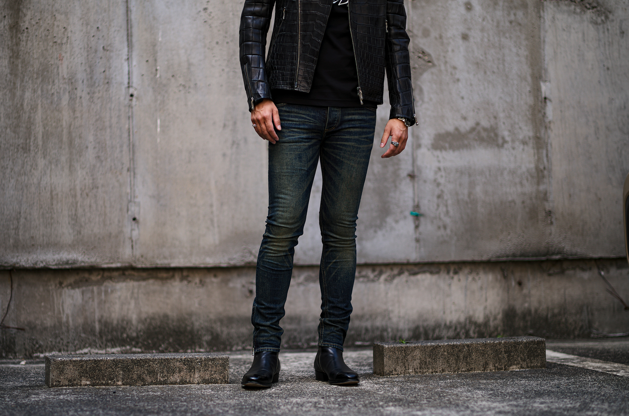 ISAMU KATAYAMA BACKLASH (イサムカタヤマ バックラッシュ) THE DENIM (ザ デニム) STRETCH SELVEDGE DENIM SKINNY PANTS ストレッチ セルビッチ スキニー デニム パンツ DARK.INDIGO (ダークインディゴ) MADE IN JAPAN (日本製) 2023春夏新作 愛知 名古屋 Alto e Diritto altoediritto アルトエデリット ジーンズ デニム