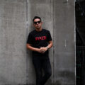 FIXER “FTS-02” Print Crew Neck T-shirt “BLACK × RED”のイメージ