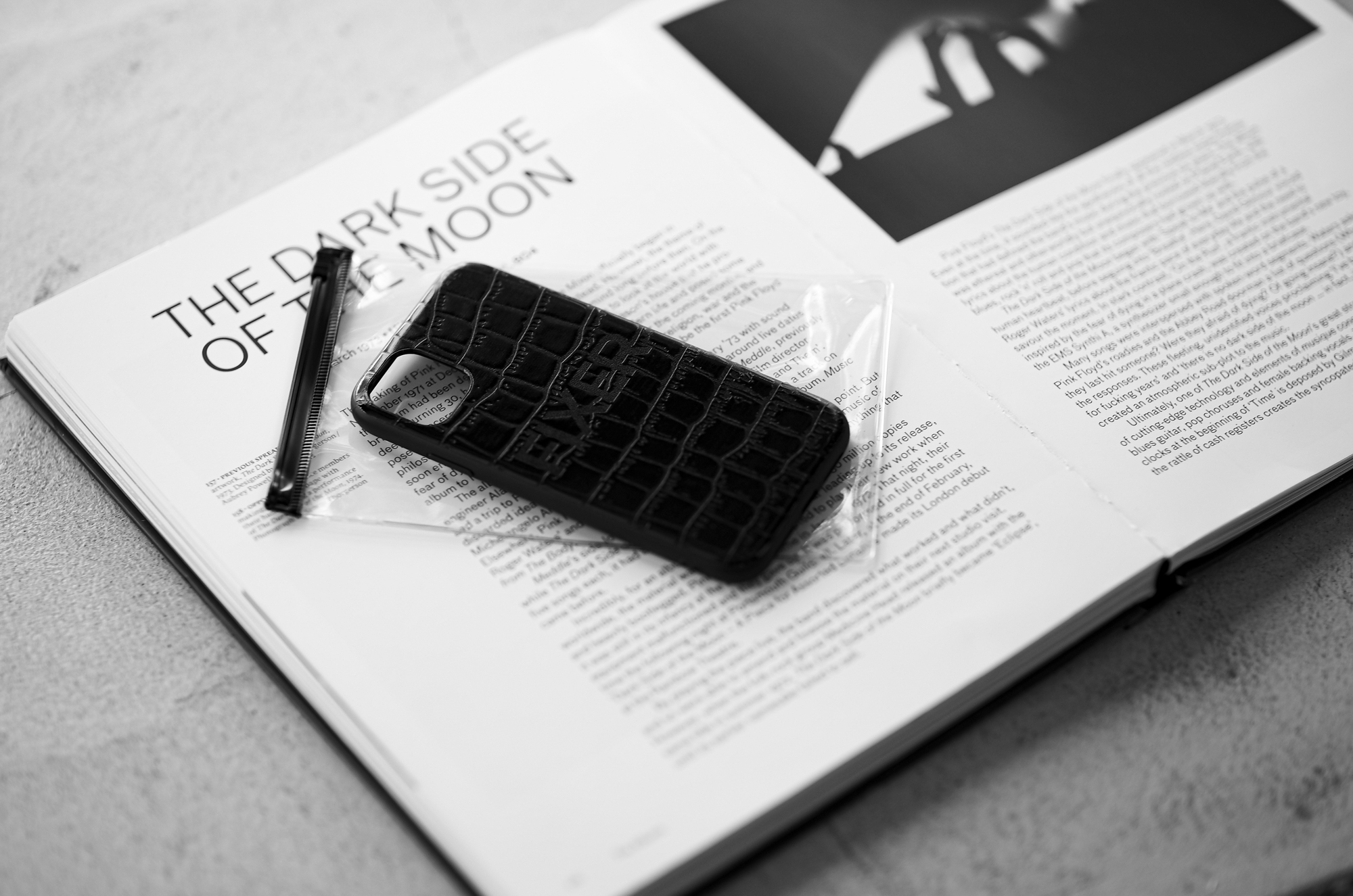 FIXER "iPhone 12mini Crocodile Case" ALL BLACK フィクサー アイフォンケース 携帯ケース ノーマルケース クロコダイルケース ブラック ブラック ホワイト オールブラック 愛知 名古屋 Alto e Diritto altoediritto アルトエデリット