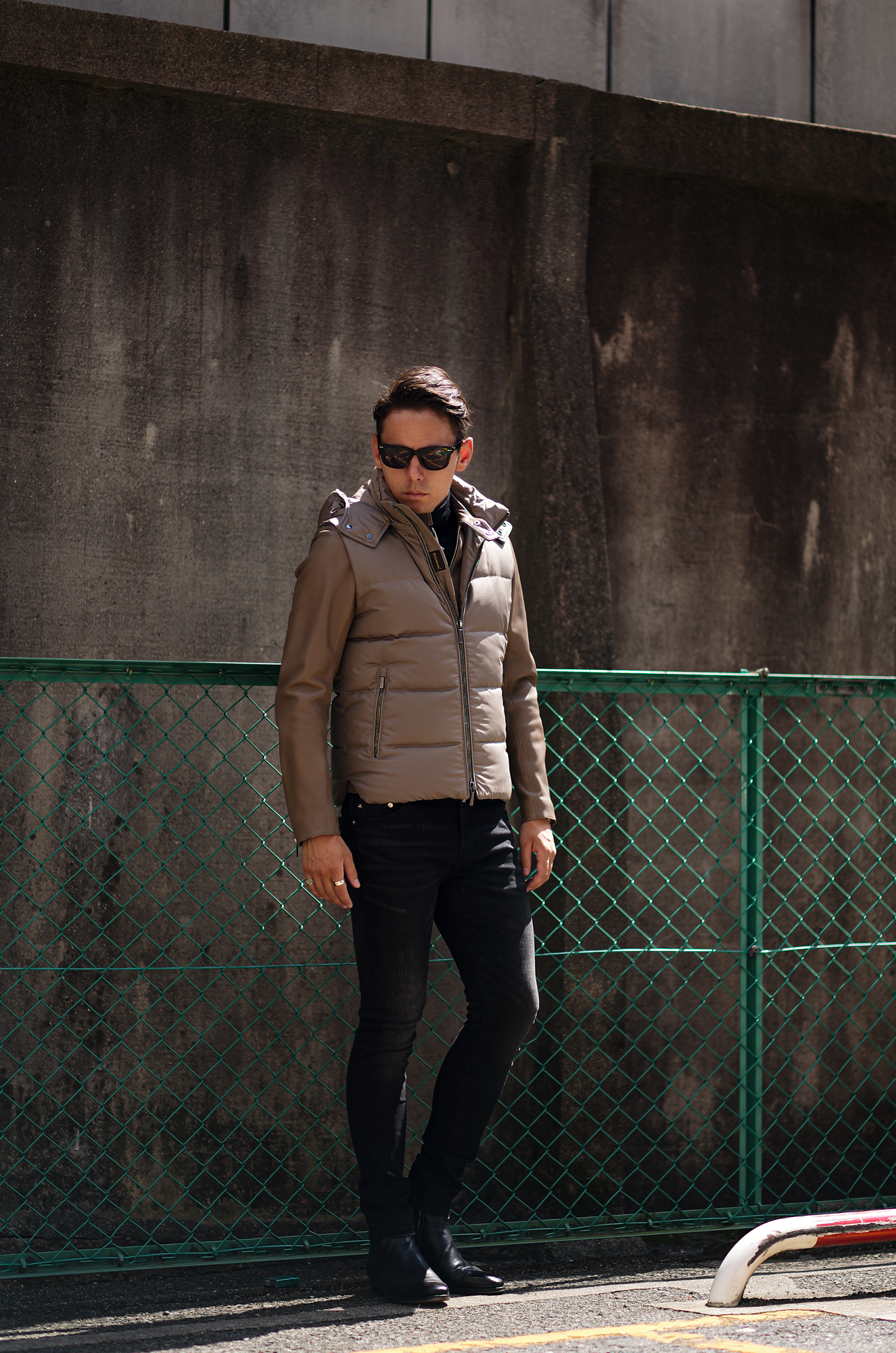 MOORER (ムーレー) FIRE-WK (ファイヤー) Nylon Down Vest ナイロン ダウンベスト VISONE (ベージュ) Made in italy (イタリア製) 2023秋冬新作 【入荷しました】【フリー分発売開始】愛知 名古屋 Alto e Diritto altoediritto アルトエデリット