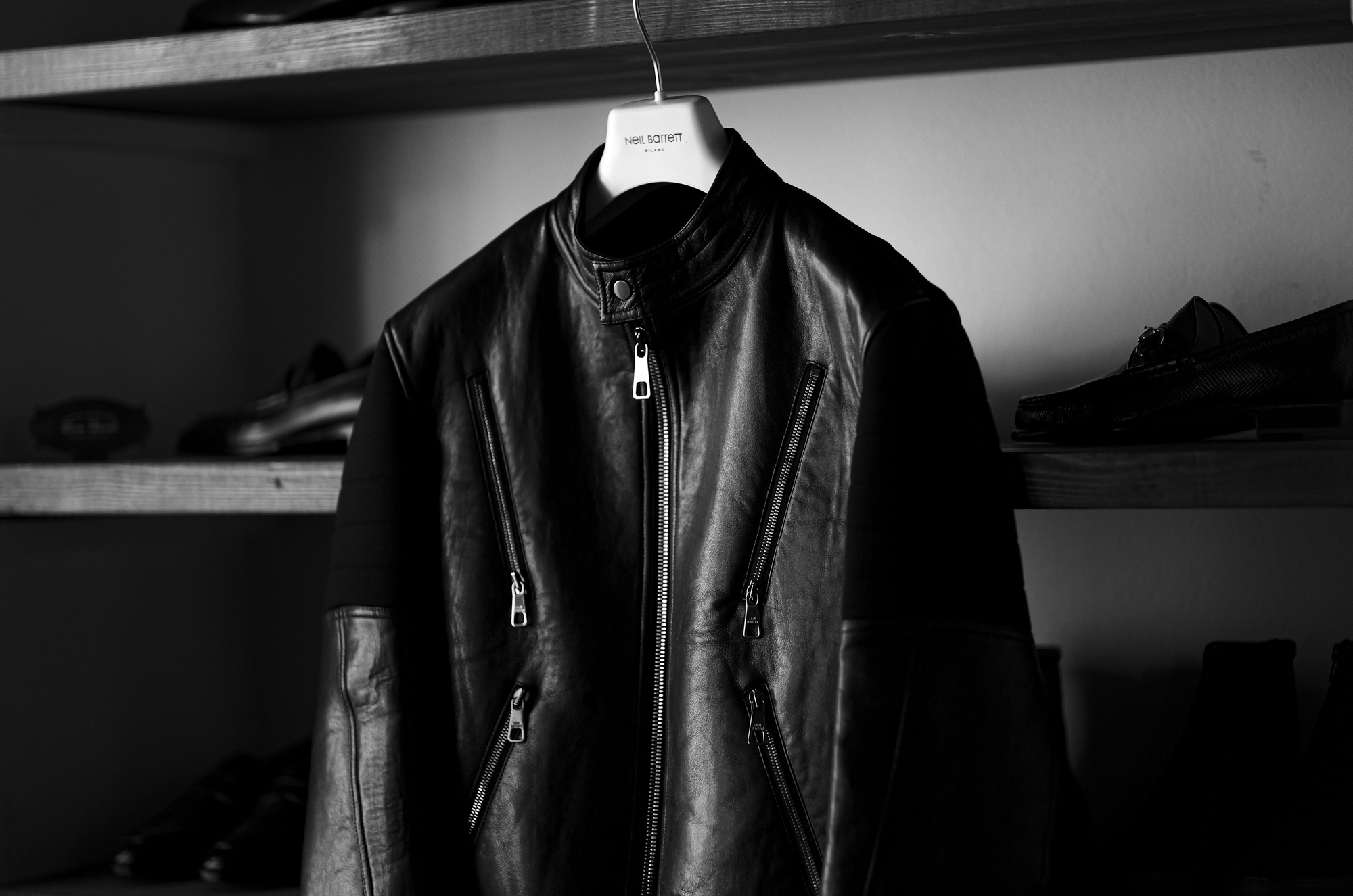 Neil Barrett Leather Front Sweatshirt Biker Jacket BLACK 2023AW ニールバレット レザーフロント スエットシャツ バイカージャケット) シングルライダース 愛知　名古屋 Alto e Diritto altoediritto アルトエデリット
