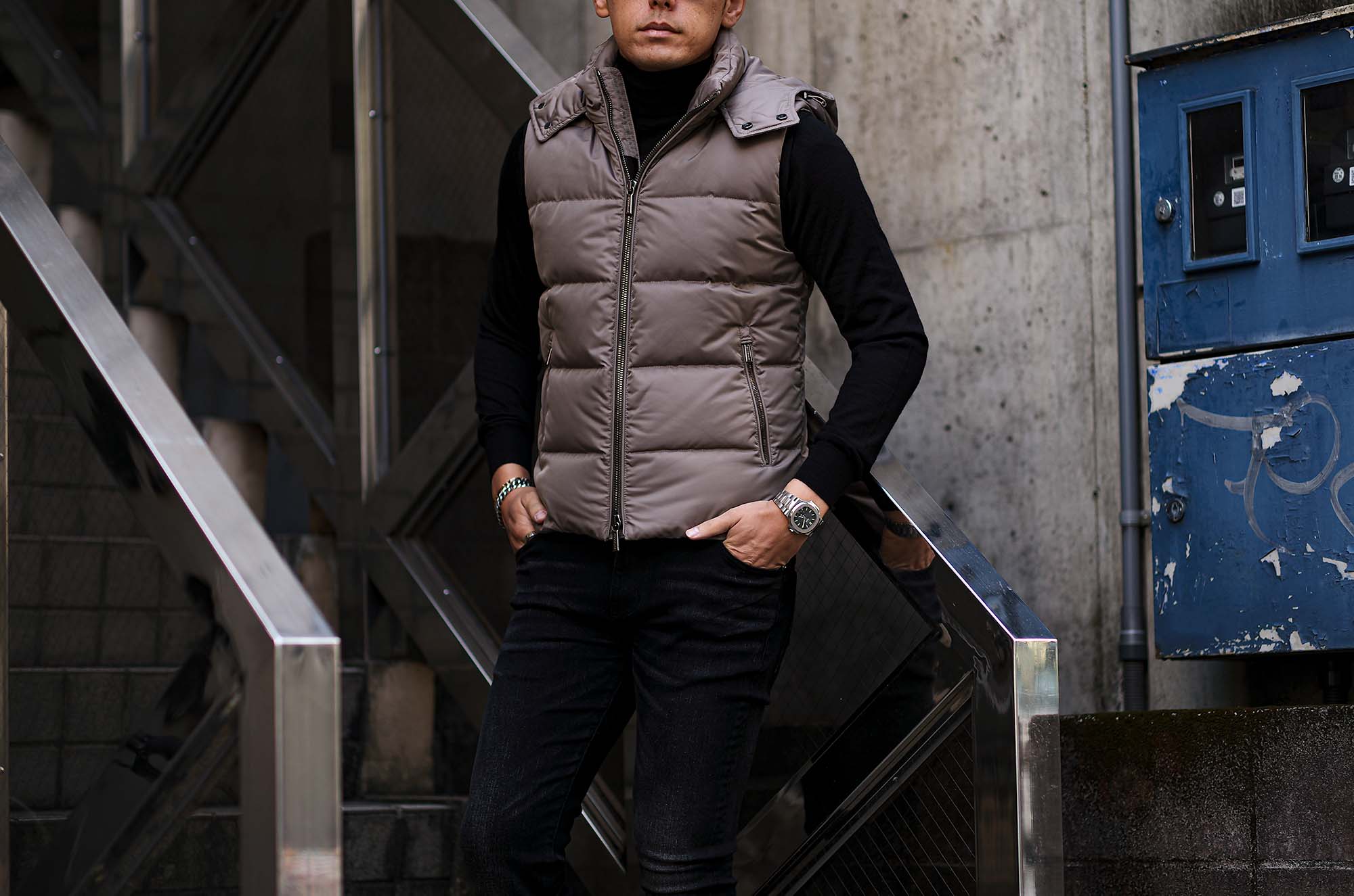 MOORER (ムーレー) FIRE-WK (ファイヤー) Nylon Down Vest ナイロン ダウンベスト VISONE (ベージュ) Made in italy (イタリア製) 2023秋冬新作 【入荷しました】【フリー分発売開始】愛知 名古屋 Alto e Diritto altoediritto アルトエデリット