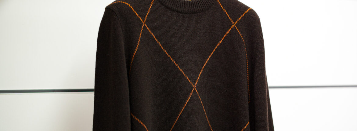 Gran Sasso "15911" アーガイル柄 8ゲージ Cashmere Wool Sewater カシミヤウール クルーネックセーター DARK BROWN × ORANGE (ダークブラウン × オレンジ・195) 2024秋冬 【ご予約開始】 愛知 名古屋 Alto e Diritto altoediritto アルトエデリット