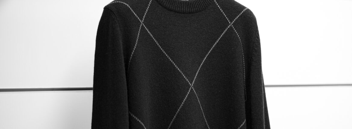 Gran Sasso(グランサッソ) "15911" アーガイル柄 8ゲージ Cashmere Wool Sweater カシミヤウール クルーネックセーター BLACK × CAMEL (ブラック × キャメル・099) 2024秋冬 【ご予約開始】 愛知 名古屋 Alto e Diritto altoediritto アルトエデリット