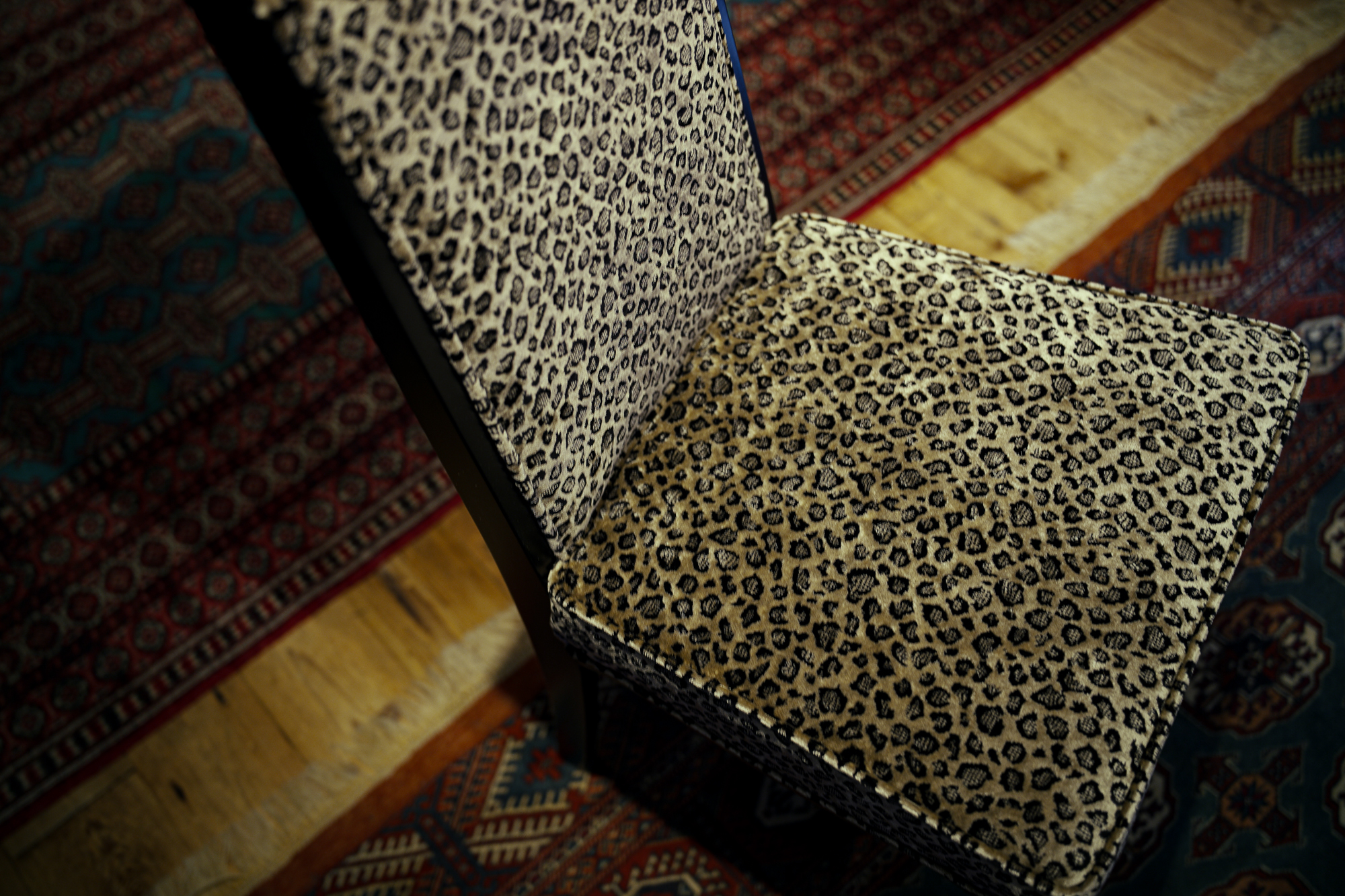 Leopard mana zinc lobbyvelvets z514-02 マナトレーディグ chair 椅子 イス 張替え レザー スペシャル ご縁　有限会社創縫 イスの着せかえ屋さん 知立市 〒472-0026 愛知県知立市上重原町腰前１０ カリモク家具株式会社東浦カリモク株式会社エヌワイ工業株式会社株式会社杉浦木工所イスの着せかえ屋さん ＳＯＨＯ による説明"イスの着せかえ屋さんSOHOは1987年に刈谷市にて創業。 カリモク家具の下請けとして、長年家具製造に携わってきました。 主にクッションの製作を行っていた為、クッション製作技術には自信があります。 20年程前に知立市に拠点を移し、「イスの着せかえ屋さんSOHO」として、椅子の張り替え業をスタートしました。 営業から製造まで一貫した自社施工なのでお客様の細やかな希望にも柔軟に対応が可能です。 購入した時以上の価値と愛着が生まれる仕上がりを目指しております。 2018年には自社敷地内に築60年の古民家を再生させたショールームをオープン。 「椅子生地の展示・販売」 「座り心地体感スペース」 「オーダーカーテン」 「テーブル、フローリング、木部塗装修理」 「メラミン化粧板」 「オリジナル小物・クッション販売」 「新品家具展示・販売」 「Re:Born家具展示・販売」 SOHOでご提案できるコンテンツを展示し、お客様にご案内しております。 美味しいコーヒー Bikkuri Donkey びっくりドンキー ハンバーグ エッグバーグディッシュ ガリバーバーグディッシュ おろしそバーグディッシュ 愛知 2022年10月20日 LEICA ライカ  Vaundy バウンディ 世界の秘密  Bistro&Cafe KIZKI ビストロ＆カフェ きづき 愛知県名古屋市東区泉2-7-1 珈琲タナカ御成店　名古屋市北区御成通4-24 上飯田 営業時間am6:30~pm6:00 土曜日定休　052-914-5637 上飯田駅から284m ウィンナーコーヒー ホイップクリーム 重慶飯店 松坂屋名古屋店 本館最上階の10階に構える「重慶飯店 名古屋店」。[中華四川料理] 1991年に名古屋の四川料理店として松坂屋名古屋店 南館にオープンし、2018年には松坂屋名古屋店 本館に移転いたしました。名古屋の街並みを見渡せる開放感のある店内では、フルコースからアラカルトまで様々なプランをご用意。レストランフロアのほか個室も完備しておりますので、お集まりやご会食にもぜひご利用ください。〒460-8430 愛知県名古屋市中区栄３丁目１６−１ 松坂屋 名古屋店 本館 10階 1959年以来、四川料理独特の「麻、辣、酸、甜、苦、香、鹹」の七つの味を巧みに操り、“一菜一格　百菜百味”の理念伝統を大切にしながらも、革新的なお料理を提供いたします。inuyama castle 犬山城 国宝犬山城　愛知県犬山市犬山北古券65-2　TEL.0568-61-1711　犬山城は、尾張国と美濃国の境、木曽川南岸の地「犬山」にあった日本の城である。現在の場所で言えば愛知県犬山市にあり天守のみが現存し江戸時代までに建造された「現存12天守」の一つである。また天守が国宝指定された5城のうちの一つである。城跡は「犬山城跡」として、国の史跡に指定されている。名城は戦国合戦の舞台　国宝犬山城は、室町時代の天文6年（1537）に織田信長の叔父・信康が築城しました。天守は現存する日本最古のものです。扇状地である濃尾平野の扇の要に位置し、天守最上階からの眺めはまさに絶景です。周辺には木曽川や犬山城下町の古い町並み、明治村等の多くの観光施設があります。信長・秀吉・家康がそれぞれの時代に犬山城を手にしたことで天下人への道を切り開きました。歴史の荒波を生き残った、国宝犬山城をお楽しみください。名称 ：犬山城通称：白帝城立地：平山城天守構造：望楼型・三重四階地下二階・複合式天守天守の高さ：本丸地上より約24m築城年：天文6年（1537）築城者：織田信康（織田信長の叔父）廃城年：明治4年（1871）指定文化財国宝（天守）・史跡（犬山城跡）主な城主：織田氏・池田氏・石川氏・成瀬氏所在地：愛知県犬山市犬山北古券65-2 ISAMU KATAYAMA 片山勇 2023年9月19日 火曜日 INRN INORAN イノラン LUNA SEA ルナシー BIRTHDAY CIRCUIT ’23 9月16日（土） 名古屋 Electric Lady Land SHOW LIVE ライブ  GUEST 香川県 高松市 高松市は、香川県の中部に位置する市。香川県の県庁所在地および最大の都市であり、中核市に指定されている。 旧香川郡・木田郡・綾歌郡で、1890年2月15日の市制当時の区域は旧香川郡の一部から構成された。高松都市圏の中心都市。四国地方において2番目の人口規模を誇る。JRホテルクレメント高松 JR高松駅 三越 ROLEX ロレックス 香川県うどんツアー　〒760-0042 香川県高松市大工町２−１ 川福 本店  讃岐うどんの本場 ざるうどん 発祥の店！1950年創業 「川福本店」 高松 片原町 瀬戸大橋 マリンライナー marine liner 岡山駅 高松駅 新幹線 名古屋 高松港 女木島 船 夕焼け 朝焼け 2001年10月27日 Alto e Diritto altoediritto アルトエデリット 洋服屋人生 愛知 名古屋 kanie 蟹江町 かに丸くん 海部郡蟹江町 養老町 養老公園 養老天命反転地 養老の滝 岐阜県  養老町観光協会 MC20 マセラティ WATCH ART GRAND EXHIBITION DISCOVERING THE WORLD OF PATEK PHILIPPE TOKYO 2023 パテックフィリップ 5270J グランドコンプリケーション パテック フィリップ、《ウォッチアート・グランド・エキシビション（東京2023）》を開催。パテック フィリップは、6回目となるこの世界的グランド・エキシビションの開催地として、フラッグシップ市場のひとつである日本を選択した。2023年6月10日から25日まで、一般公衆と愛好家は、2,500 m²を超える広さの展示会場を訪れ、ジュネーブの通りやレマン湖岸の雰囲気、およびパテック フィリップの舞台裏を発見し、ジュネーブ最後の独立した家族経営の時計マニュファクチュールの世界に浸ることができる。このイベントは、当社がこれまでに開催した最大のエキシビションであり、6点のリミテッド・エディション、および希少なハンドクラフト作品のコレクションも発表される。《ウォッチアート・グランド・エキシビション（東京2023）》では、これまで同様、パテック フィリップのすべてのセグメントを網羅するリミテッド・エディションの発表が合わせて行われる。6点のリミテッド・エディションには、新しい自動巻のカドラプル・コンプリケーション（5308P-010モデル）、現地時刻と同期した日付表示を備える最初のワールドタイム（5330G-010モデル）という、世界初公開の2つの技術的壮挙が含まれている。この他ミニット・リピーター・ワールドタイムのエクスクルーシブなバージョン（5531R-014モデル）、婦人用ムーンフェイズ・モデルの洗練されたバリエーション（7121/200G-010モデル）、および2点のピュアなデザインのカラトラバ・モデル（6127G-010モデルと7127G-010モデル）がある。パテック フィリップが細心の配慮を注いで保護育成してきた希少なハンドクラフト技術（七宝細密画、クロワゾネ七宝、手彫金、細密な木象嵌、手仕上げのギヨシェ装飾、ジェム・セッティング）も展示される。40点のユニークピースとリミテッド・エディション（ドーム・テーブルクロック、懐中時計、腕時計）には、日本の文化、その豊かな芸術性、および先祖代々伝えられた技術・ノウハウがインスピレーションを与えている。また見学者の目の前で職人たちによる作業の実演が行われる。パテック フィリップは、ウォッチアート・グランド・エキシビション（東京2023）を記念し、限定版カタログを刊行します。このカタログでは、ウォッチアート・グランド・エキシビション（東京2023）期間中に展示される、ジュネーブのパテック フィリップ・ミュージアムから貸与された180点の歴史的タイムピース、パテック フィリップの2023年新作および現行コレクション、東京スペシャル・エディション、希少なハンドクラフト、ムーブメント、および17点のチャイム・タイムピースにハイライトが当てられています。ウォッチアート・グランド・エキシビション（東京2023）展示会場内のブックストアでお買い求めいただけるウォッチアート・グランド・エキシビション記念限定版カタログの全販売収益は、公益社団法人 日本ユネスコ協会連盟に寄付されます。LOUIS VUTTON YAYOI KUSAMA トランク ドット柄 草間彌生　ルイヴィトン PATEK PHILIPPE 5270J グランドコンプリケーション 情熱の薔薇 THE BLUE HEARTS ザ・ブルーハーツ ヒロト 甲本ヒロト ブルーハーツ Rose of Passion 「2.27(mon)」,「2.28(tue)」,「3.01(wed)」 お休みとなります ROLEX DAYDATE 18028 White Roman Dial ロレックス デイデイト ホワイト アラビック Mickey MR.BRAINWASH 2010 ミッキー ミスターブレインウォッシュ Mickey / MR.BRAINWASH 2010 ミッキー ミッキーマウス ミスターブレインウォッシュ Banksy Thrower / MR.BRAINWASH バンクシー Flower Thrower Banksy ミスターブレインウォッシュ 愛知 名古屋 Alto e Diritto altoediritto アルトエデリット ART アート BANKSY ミスターブレインウォッシュの名を広く世に知らしめたのは、ストリートアーティスト・バンクシーの初監督作品にしてアカデミー賞にノミネートされたドキュメンタリー映画「イグジットスルーザギフトショップ」（2010年公開）でした。 この映画が、アートの本質や意義を問うと共に、監督であるバンクシーや奇しくも”アーティスト”となったミスターブレインウォッシュの存在を広め、そして昨今に及ぶストリートアートのムーブメントに繋がる大きな役割を担ったことは、言うまでもありません。ＭR．BRAINWASH（ミスターブレインウォッシュ）ストリートアーティスト/映像作家。本名ティエリー・グウェッタ。フランス生まれ、1980年代にLAへ移住。2007年から映像作家としてキャリアをスタート。出演したバンクシー映画「イグジット・スルー・ザ・ギフトショップ」をきっかけに本格的にストリートアーティストとして活動をはじめる。 ミニチュアダックスフント チョコ「1.17(tue)」,「1.18(wed)」 お休みとなります 2022年11月26日 土曜 世界の秘密 Vaundy 一升びん　https://www.isshobin.com/　「一升びん」店名の由来昭和37年の創業当時、松阪には飲食店も今ほどは無く、会食といえば家でご馳走を作って宴会というのが多かったそうです。円卓（ちゃぶ台）を大勢で囲んで、お酒の一升瓶を中心に置いて、わいわいと皆様に楽しんで食事をしていただける様な店にしたい！！そういう思いを込めて「一升びん」と名付けました。松阪牛「A5」といえば、言わずと知れた和牛の最高峰。一般的に、すき焼きやしゃぶしゃぶの最上級肉として供されるこのクラスは、焼肉用とされることはほぼありません。一升びんでは、その『松阪牛「A5」』を焼肉として提供！箸で掴んで近づけただけでも違いの分かる素晴らしい香りと、一口噛めば口中にほとばしる肉汁とともに、融けるような舌触りは、ちょっと他では味わえません！牛肉は（社）日本食肉格付協会によって格付が行われています。2つの等級があり、1つは歩留（ブド）まり等級、もう1つは肉質等級です。歩留まり等級はA･B･Cの3段階に分かれてAが最も良く、肉質等級は5・4・3・2・1の5段階に分かれ、5が最も良い等級となります。一升びん本店では格付けA5の松阪牛をご提供させて頂きます。牛肉は、脂の霜降り（サシ）がよく入っている部位が、ほんのり甘く、柔らかくて人気です。松阪牛がおいしいと評判なのは、肉やサシが独特の飼育法でまんべんなく体にまわっているから。食欲増進のためにビールを飲ませたり、血行をよくするためにマッサージをするなど、丹精こめて育てられ、とろけるほどの柔らかい上質の松阪肉ができるのです。一升びんの創業は、1962年（昭和37年）今の平生町店から始まりました。最高のお肉を更に美味しく召し上がっていただく秘密が秘伝の味噌ダレ！創業以来、脈々と伝わってきた門外不出の逸品です。その味わいは、こくのある自家製ダレでありながら、決して自己主張しすぎることはなく、あくまでも肉の味わいを最大限に引き立てる脇役に徹します。ぜひ、ご賞味下さい！松阪牛焼肉・ホルモン一升びん本店松阪牛すき焼・しゃぶしゃぶ一升びん本店"はなれ"松阪牛焼肉・ホルモン一升びん宮町店松坂牛焼肉・ホルモン一升びん平生町店松阪牛焼肉・ホルモン鍋一升びん塚本店松阪牛焼肉・ホルモン一升びん川井町店松阪牛焼肉・ホルモン一升びん久居インターガーデン店松阪牛焼肉一升びん名古屋ラシック店松阪牛焼肉・ホルモン一升びん鈴鹿店松阪牛焼肉一升びん伊勢松寿亭松阪牛焼肉・ホルモン一升びん四日市泊店松阪牛焼肉・すき焼・しゃぶしゃぶ・串焼き一升びん伊勢内宮店イオンモールNagoya Noritake Garden 1F回転焼肉　一升びん　名古屋則武新町店松阪牛一升びん名古屋名駅店 Chrome Hearts CHROME HEARTS クロムハーツ クロムハーツ名古屋 Chrome Hearts Nagoya ラシック 愛知 名古屋 https://www.chromehearts.com/ OFFEE CAKE "BONBON" ボンボン 洋菓子ボンボン BONBON https://cake-bonbon.com/ 名古屋の老舗洋菓子店「ボンボン」 喫茶ボンボン 1949年（昭和24年）創業。名古屋市東区の老舗洋菓子・純喫茶ボンボン。開店当時から「いいものをお値打ちで」という思いを込めて、素材にこだわったケーキをひとつひとつ丁寧に作り続けてまいります。当店でしか味わうことができない逸品の数々。昭和レトロ感漂う店内で是非ご堪能ください。 〒461-0001 愛知県名古屋市東区泉2-1-22 CHROME HEARTS "TAPE DISPENSER" クロムハーツ テープ　ディスペンサー 愛知 名古屋 Alto e Diritto altoediritto アルトエデリット セロハンテープ マネークリップ クロムハーツボールペン リチャードスターク CHROME HEARTS MONEY CLIP CH CROSS 925silver CHROME HEARTS “PEN 4COLOR FERNIE 925silver Wolfgang's Steakhouse Signature Aoyama WOLFGANS'S STEAKHOUSE ウルフギャング ステーキハウス Tボーンステーキ 東京都 港区 北青山 2-5-8　青山OM-SQUARE1F 03-5843-0822 100席 (ダイニング58席、個室A：10席、個室B：8席、バー＆ウイスキーラウンジ24席) BARONROUGE バロンルージュ 〒460-0008 愛知県名古屋市中区栄5丁目19番12 @nagoya_baronrouge 050-5872-9950 移転 renewal open 。大人がひっそりと訪れる酒と料理を嗜むお店 25年続くお店が少しだけ移転しリニューアルオープン。新築のビル2階に佇む大人のためのレストラン＆バー。大人の階段を上り重厚な扉を開けると1日の疲れをリセット。大人の日常にそっと手を差し伸べる程よい非日常空間。プロが作る美味い酒 と しっかり食べられる料理。酒だけでも 料理だけでも 会話だけでも お気軽に。初めてご来店の方も いつもの馴染みのお店にしてください。八乃助 ISAMUKATAYAMABACKLASH イサムカタヤマバックラッシュ 片山勇 バックラッシュ ATSUTA JINGU ///【LEICA M10-P ASC 100 Edition + SUMMILUX-M F1.4/50mm ASPH】2022年5月11日 火曜 熱田神宮 Wolfgang's Steakhouse Signature Aoyama WOLFGANS'S STEAKHOUSE ウルフギャング ステーキハウス Tボーンステーキ 東京都 港区 北青山 2-5-8　青山OM-SQUARE1F 03-5843-0822 100席 (ダイニング58席、個室A：10席、個室B：8席、バー＆ウイスキーラウンジ24席) THE RITZ-CARLTON TOKYO "CLUB LEVEL" // 2022.5.06-5.08 ザ・リッツ・カールトン クラブ®レベル ザ・リッツ・カールトンの最高峰のおもてなしを、最上級の空間と設備でご体験いただける「ザ・リッツ・カールトン クラブレベル」。そのおもてなしの中心となるクラブラウンジは、レジデンスをテーマにしたラウンジの概念を超えた空間です。 レセプション、ガーデンテラス、ダイニングルーム、ライブラリーラウンジの4つの エリアに分かれた「クラブラウンジ」では、時間帯によって多彩な趣きでお客様をお迎えいたしております。お客様のクラブレベルのステイをより快適なものにするクラブコンシェルジュは、お客様一人ひとりをお名前でお呼びし、それぞれのお好みに合わせたパーソナルなサービスをお届けいたします。お誕生日や記念日、プロポーズなど特別な日のご滞在には、ご要望に合わせて心に残るひとときを演出するプランをご提案します。 ザ・ロビーラウンジ ラウンジ ホテルの45階、お客様をお迎えするメインロビーに位置する「ザ・ロビーラウンジ」は、お待ち合わせや語らいの時間を特別なものにします。毎週金～日曜日の15時～16時20分の間、「ハープ＆アフタヌーンティー」を提供しております。確かな技術を有するハープ奏者が奏でる美しい音色を聴きながらペストリーシェフによるアフタヌーンティーをお召し上がり頂けます。夕暮れへと移ろいゆく美しい東京の景色と共に、ゆったりとした午後のひとときをお楽しみ下さい45階の開放的な空間で楽しむ伝統的なアフタヌーンティー ザ・リッツ・カールトン東京の45階、お客様をお迎えするメインロビーに位置する「ザ・ロビーラウンジ」は、お待ち合わせや語らいの時間を特別なものにします。 心地よいピアノの生演奏が流れるラグジュアリーな空間で、モダンなアフタヌーンティーセットや厳選された世界各地の茶葉によるティーセレクションと共に、優雅なひと時をお楽しみ下さい。東京の中心に位置する六本木というロケーションに相応しい、西洋と東洋のモダンな融合を表現したインテリアには、オリエンタルな紫、赤、モノトーンを基調とした配色や、和をモチーフとしたファブリックなどを用い、全体として和洋の調和を感じさせる空間となっており、時間の移ろいに合わせた生演奏が彩りを添えます。ISAIA Napoli TOKYO MIDTOWN イザイア ナポリ 東京ミッドタウン スーツ、ジャケット、シャツ、パンツ、シューズ、ネクタイ、チーフ、カバン 愛知 名古屋 Alto e Diritto altoediritto アルトエデリット 20224月19日 ミシュラン ヴァガボンド 2021年12月14日 LA VAGABONDE ラ・ヴァガボンド フレンチ フランス料理 鶴舞 ラヴァカボンド chef ryousuke iwamoto 岩本龍介 予約のとれないフレンチ 名店 美食家 放浪者 旅人 愛知県名古屋市中区千代田2丁目14-24 キャノンピア鶴舞 1F 愛知 名古屋 Alto e Diritto altoediritto アルトエデリット 超絶フレンチ ドレスコード ディナー 中華風家庭料理 ふーみん (表参道/中華料理)　〒107-0062 東京都港区南青山５丁目７−１７ 03-3498-4466　表参道・青山エリアの南青山の中華料理店、中華風家庭料理 ふーみんのオフィシャルページです　CHACOあまみや　千駄ヶ谷の有名なステーキ屋「CHACOあめみや」 炭焼きステーキ 〒151-0051 東京都渋谷区千駄ケ谷１丁目７−１２ 03-3402-6066 http://chacoamemiya.com/sp/ １９７９年（昭和５４年）に開店してから当時のままの姿の店内は重みを感じる。　（お客様からは「昭和の香りがする・・」と言われます）真っ白だった壁も年月を感じさせる趣がある。店内に入るとまず目に入るのが、大きな炭焼きの竈。営業当時からの肉の旨みを沢山吸い込んでいるかも・・・。１９７９年（昭和５４年）に開店してから当時のままの姿の店内は重みを感じる。　（お客様からは「昭和の香りがする・・」と言われます）真っ白だった壁も年月を感じさせる趣がある。店内に入るとまず目に入るのが、大きな炭焼きの竈。営業当時からの肉の旨みを沢山吸い込んでいるかも・・・。炭で焼かれたステーキのお皿は鉄板ではなく鋳物です。牛肉は融点が高いため冷めやすい鉄板ではすぐに肉が固くなってしまいます。チャコのお皿は長い時間温かいので柔らかい牛肉をゆっくりご賞味いただけます。ワイン片手に語らいながら心安らぐ美味しい時間をお過ごしください。LA BISBOCCIA　ラ・ビスボッチャ/LA BISBOCCIA (広尾/イタリアン) RISTORANTE LA BISBOCCIA 〒150-0013 東京都渋谷区恵比寿2-36-13 広尾MTRビル1F "イタリア政府公認レストラン"として選ばれた本格的イタリアン。スタッフもイタリア人が中心で、イタリアにいる気分になれそうな空間。 https://labisboccia.tokyo/ 愛知 名古屋 Vineria Cassini ヴィネリア カッシーニ 東別院 イタリアン 愛知県名古屋市中区伊勢山1-9-13 伊勢山ハイツ1F #1F Iseyamahaitsu, 1-9-13 Iseyama Naka-ku, Nagoya-shi, Aichi-ken 460-0026, Japan イタリアを旅するような気分で楽しむ郷土料理と様々なワイン "Vineria(ヴィネリア)とは、イタリア語でVino(ワイン)＋Osteria(食堂)を足した造語です。 イタリアの郷土料理とその土地で造られた様々なワインをイタリアを旅するような気分でお楽しみいただけます。 「イタリア現地の味」を目指した素材を生かすストレートかつ伝統的なイタリア料理をアラカルトもしくはコースでお楽しみください。 約200種類のイタリアワインの中から、ソムリエがベストなワインを選びます。お料理やお好みに合わせたグラスワインやワインコースもご用意しております。"2021年10月15日 煖 MEI メイ イタリアン 国際センター 名古屋市西区那古野1-23-2 四間道糸重3 mei-nagoya.com shikemichi サンタキアラ Santa Chiara コース 18時一斉スタート きのこ キノコ 森内敬子　モーゼ十戒　ナナツモリピノノワール 2016 pinot noir ドメーヌタカヒコ 曽我貴彦 北海道余市郡余市町登町1395 ワイン名古屋市東区徳川町　天然キノコ MEI 那古野 ネコ 猫　にゃんこ 愛知 名古屋 Alto e Diritto altoediritto アルトエデリット カウンター7席 えごま　味噌カツ ミソカツ みそかつ とんかつ 東別院 〒460-0021 愛知県名古屋市中区平和2丁目16-15 052-323-0963 鶴舞線のガード下にあるトンカツの美味しいお店 みそかつ えごま　和食 美奈登 ミナト 老舗焼肉店 神宮前/焼肉 レトロ モクモク 味噌ダレ とんちゃん 熱田 ホルモン ヤキニク とんねるず ペレ きたなシュラン 懐かし 名鉄堀田駅から徒歩20分 瑞穂区 〒467-0879 愛知県名古屋市瑞穂区平郷町2-6-2 LA VAGABONDE ラ・ヴァガボンド フレンチ フランス料理 鶴舞 ラヴァカボンド chef ryousuke iwamoto 岩本龍介 予約のとれないフレンチ 名店 美食家 放浪者 旅人 愛知県名古屋市中区千代田2丁目14-24 キャノンピア鶴舞 1F 愛知 名古屋 Alto e Diritto altoediritto アルトエデリット 超絶フレンチ ドレスコード ディナー STEAK HOUSE Beef Okuma ステーキハウス ビーフオークマ 名古屋店 霜降り黒毛和牛 サーロイン フィレ シャトーブリアン 仙台牛 宮城牛 近江牛 150g 200g ハンバーグ 松坂屋 名古屋店 愛知　名古屋 Alto e Diritto altoediritto GW休暇 Alto e Diritto アルトエデリット altoediritto 愛知 名古屋 ゴールデンウィーク 休暇 炭火焼肉 煖 だん ダン 愛知 名古屋 焼き肉 名駅店 瑞穂本店 Alto e Diritto altoediritto アルトエデリット 夢 希望 Dream FREEMASONRY フリーメーソン AUDEMARS PIGUET オーデマピゲ SEX PISTOLS セックスピストルズ JOY DIVISION ジョイディヴィジョン DAVID BOWIE デヴィットボーウィ THE VELVET UNDERGROUND ザベルベットアンダーグラウンド THE ROLLING STONES ザローリングストーンズ QUEEN クイーン LED ZEPPELIN レッドツェッペリン Alto e Diritto アルトエデリット 愛知 名古屋 Italy MOORER ムーレー / BELVEST ベルベスト / ISAIA イザイア / LUCA GRASSIA ルカグラシア / Alfredo Rifugio アルフレードリフージオ / LARDINI ラルディーニ / De Petrillo デ・ペトリロ / TAGLIATORE タリアトーレ / Sealup シーラップ / EMMETI エンメティ / CINQUANTA チンクアンタ / SILENCE サイレンス / MOLEC モレック / Finamore フィナモレ / ORIAN オリアン / AVINO Laboratorio Napoletano アヴィーノ / INCOTEX インコテックス / INCOTEX SLACKS インコテックススラックス / PT TORINO ピーティートリノ / BERWICH ベルウィッチ / VIGANO ヴィガーノ / RICHARD J.BROWN リチャードJブラウン / FEDELI フェデーリ / MANRICO CASHMERE マンリコカシミヤ / ZANONE ザノーネ / Cruciani クルチアーニ / GRAN SASSO グランサッソ / Settefili Cashmere セッテフィーリカシミア / Girelli Bruni ジレリブルーニ / ENZO BONAFE エンツォボナフェ / FERRANTE フェランテ / GHOUD ゴード / ACATE アカーテ / Cisei シセイ / STEFANO RICCI ステファノリッチ / ALPO アル France Georges de Patricia ジョルジュドパトリシア / SAINT LAURENTサンローラン / CELINE セリーヌ / AUBERCY オーベルシー / lucien pellat-finet ルシアンペラフィネ / NATIONAL STANDARD ナショナルスタンダー U.S.A. South Paradiso Leather サウスパラディソ / JACQUESMARIEMAGE ジャックマリーマージュ / MARC MARMEL マークマーメル / WHITE'S BOOTS ホワイツブーツ / JUTTA NEUMANN ユッタニューマン England GRENFELL グレンフェル / J&M DAVIDSON ジェイアンドエムディヴィッドソン / JAMES GROSE ジェームスグロース / JOHN SMEDLEY ジョンスメドレー / Johnstons ジョンストンズ Other FIXER フィクサー / cuervo bopoha クエルボ ヴァローナ / BACKLASH The Line バックラッシュ ザライン / RIVORA リヴォラ / C.QP / Order Suit オーダースーツ 愛知 名古屋 Alto e Diritto altoediritto アルトエデリッライカM10 アポズミクロン 2021 October.27 21年目スタート 21年目からは楽しくゆっくりすごしてゆけたらなと思ってます ジョーストラマー 「10.26(tue)」,「10.27(wed)」 お休みとなります Thames LONDON / HERBIE YAMAGUCHI 1983 テムズ川 ロンドン ハービー山口 1983年 イギリス England イングランド 写真家 写真 Not Banksy ノットバンクシー BANKSY バンクシー 我々の敵はあなたの敵じゃない 共に生きよう LEICA // APO-SUMMICRON-M f2/35mm ASPH. ライカ アポ・ズミクロンM f2/35mm ASPH. 愛知 名古屋 Alto e Diritto altoediritto アルトエデリット 世界最高峰のレンズと称賛され続けているライカMレンズにおいて、アポ・ズミクロンM f2/35mm ASPH.もそのMレンズの名にふさわしい優れた性能を誇ります。さらに、アポ・ズミクロンMシリーズのレンズとしてはもちろんのこと、これまでにない新しいタイプのMレンズとして目をひく存在でもあります。その特長は、Mレンズの中で最短で唯一ともいえる最短撮影距離と、きわめてシャープな描写力、美しいボケ味、そして開放F値F2という明るさにあります。ドイツならではの高度な製造技術が生み出したこのレンズを活用すれば、M型カメラはもとより、「ライカSL2」や「ライカSL2-S」でも、優れた描写力を活用してあらゆるシーンでの撮影が楽しめます。 光学系の設計に全撮影距離で高画質が得られるフローティングシステムを採用しているため、近距離撮影でも高い描写力を発揮しながら、Mレンズでは唯一となるわずか30cmという最短撮影距離を実現しています。フォーカスリングの回転角は300°ときわめて大きく、最短撮影距離が短くなっているにも関わらず緻密なピント合わせが可能です。開放値はF2.0という明るさで、クリエイティブな作品づくりも多彩に楽しめます。その時々の貴重な瞬間を、ライカらしい高品位な写真として記録することができます。イギリスの写真家ヒュー・ジョン氏は、ポートレート撮影でもアポ・ズミクロンM f2/35mm ASPH.が威力を発揮することを実感しました。「被写界深度がこれほど浅くなるとは驚きました。まつげの部分が驚くほどシャープに描写され、そこから徐々にボケていく。これは元のサイズのまま一部をトリミングしたものですが、85mm、いや、105mmのレンズで撮影したかのような仕上がりです！」「アポ・ズミクロンM f2/35mm ASPH.は、美しいボケ味でポートレート写真に新たな可能性をもたらすレンズですね。それに接写もこなせるので、まさにオールラウンドな1本だと言えます。色の再現性も絶妙で、シャープな解像感も素晴らしい。これさえあれば他のレンズはいらないと言ってもいいかもしれません！」2021年8月18日 Leica Nagoya ライカ松坂屋名古屋店 ライカ名古屋 460-8430 愛知県中区栄3-16-1 松坂屋名古屋店 北館3Ｆ 052-264-2840 入鹿池　いるかいけ 名古屋近郊のボート釣りのメッカ 愛知県犬山市の入鹿、飛騨木曽川国定公園内にある人工の農業用ため池 わかさぎ釣り・ブラックバス釣りなら入鹿池にある見晴茶屋へ https://inuyama.gr.jp/miharashi.html 犬山観光情報 ワカサギやブラックバス釣りのメッカとして知られる入鹿池 ブラックバス釣果 犬山名物 でんがく 五平餅 見晴茶屋 愛知県犬山市堤下60 蓬ぜん 犬山 犬山口 愛知 名古屋名物 ひつまぶし http://houzen.s-d.jp/index.html 犬山城 ミシュランガイド愛知2019 あつた蓬莱軒 22年間修行 店主 うなぎ ウナギ 鰻 愛知県犬山市上坂町4-168 0568-39-5077 犬山市観光協会 ミシュラン 博多串焼き 八乃助 焼き鳥 焼鳥 愛知 名古屋 とみやBLOG 富屋酒店 とみやBLOG ライカ LEICA LEICA M10-p ASC100 EDITION ライカM10-P ズミルックス 2021年7月27日 煖 MEI メイ イタリアン 国際センター 名古屋市西区那古野1-23-2 四間道糸重3 mei-nagoya.com shikemichi サンタキアラ Santa Chiara コース 18時一斉スタート きのこ キノコ 森内敬子　モーゼ十戒　ナナツモリピノノワール 2016 pinot noir ドメーヌタカヒコ 曽我貴彦 北海道余市郡余市町登町1395 ワイン名古屋市東区徳川町　天然キノコ MEI 那古野 ネコ 猫　にゃんこ 愛知 名古屋 Alto e Diritto altoediritto アルトエデリット カウンター7席 えごま　味噌カツ ミソカツ みそかつ とんかつ 東別院 〒460-0021 愛知県名古屋市中区平和2丁目16-15 052-323-0963 鶴舞線のガード下にあるトンカツの美味しいお店 みそかつ えごま　和食 美奈登 ミナト 老舗焼肉店 神宮前/焼肉 レトロ モクモク 味噌ダレ とんちゃん 熱田 ホルモン ヤキニク とんねるず ペレ きたなシュラン 懐かし 名鉄堀田駅から徒歩20分 瑞穂区 〒467-0879 愛知県名古屋市瑞穂区平郷町2-6-2 LA VAGABONDE ラ・ヴァガボンド フレンチ フランス料理 鶴舞 ラヴァカボンド chef ryousuke iwamoto 岩本龍介 予約のとれないフレンチ 名店 美食家 放浪者 旅人 愛知県名古屋市中区千代田2丁目14-24 キャノンピア鶴舞 1F 愛知 名古屋 Alto e Diritto altoediritto アルトエデリット 超絶フレンチ ドレスコード ディナー STEAK HOUSE Beef Okuma ステーキハウス ビーフオークマ 名古屋店 霜降り黒毛和牛 サーロイン フィレ シャトーブリアン 仙台牛 宮城牛 近江牛 150g 200g ハンバーグ 松坂屋 名古屋店 愛知　名古屋 Alto e Diritto altoediritto GW休暇 Alto e Diritto アルトエデリット altoediritto 愛知 名古屋 ゴールデンウィーク 休暇 炭火焼肉 煖 だん ダン 愛知 名古屋 焼き肉 名駅店 瑞穂本店 Alto e Diritto altoediritto アルトエデリット 夢 希望 Dream FREEMASONRY フリーメーソン AUDEMARS PIGUET オーデマピゲ SEX PISTOLS セックスピストルズ JOY DIVISION ジョイディヴィジョン DAVID BOWIE デヴィットボーウィ THE VELVET UNDERGROUND ザベルベットアンダーグラウンド THE ROLLING STONES ザローリングストーンズ QUEEN クイーン LED ZEPPELIN レッドツェッペリン Alto e Diritto アルトエデリット 愛知 名古屋 Italy MOORER ムーレー / BELVEST ベルベスト / ISAIA イザイア / LUCA GRASSIA ルカグラシア / Alfredo Rifugio アルフレードリフージオ / LARDINI ラルディーニ / De Petrillo デ・ペトリロ / TAGLIATORE タリアトーレ / Sealup シーラップ / EMMETI エンメティ / CINQUANTA チンクアンタ / SILENCE サイレンス / MOLEC モレック / Finamore フィナモレ / ORIAN オリアン / AVINO Laboratorio Napoletano アヴィーノ / INCOTEX インコテックス / INCOTEX SLACKS インコテックススラックス / PT TORINO ピーティートリノ / BERWICH ベルウィッチ / VIGANO ヴィガーノ / RICHARD J.BROWN リチャードJブラウン / FEDELI フェデーリ / MANRICO CASHMERE マンリコカシミヤ / ZANONE ザノーネ / Cruciani クルチアーニ / GRAN SASSO グランサッソ / Settefili Cashmere セッテフィーリカシミア / Girelli Bruni ジレリブルーニ / ENZO BONAFE エンツォボナフェ / FERRANTE フェランテ / GHOUD ゴード / ACATE アカーテ / Cisei シセイ / STEFANO RICCI ステファノリッチ / ALPO アル France Georges de Patricia ジョルジュドパトリシア / SAINT LAURENTサンローラン / CELINE セリーヌ / AUBERCY オーベルシー / lucien pellat-finet ルシアンペラフィネ / NATIONAL STANDARD ナショナルスタンダー U.S.A. South Paradiso Leather サウスパラディソ / JACQUESMARIEMAGE ジャックマリーマージュ / MARC MARMEL マークマーメル / WHITE'S BOOTS ホワイツブーツ / JUTTA NEUMANN ユッタニューマン England GRENFELL グレンフェル / J&M DAVIDSON ジェイアンドエムディヴィッドソン / JAMES GROSE ジェームスグロース / JOHN SMEDLEY ジョンスメドレー / Johnstons ジョンストンズ Other FIXER フィクサー / cuervo bopoha クエルボ ヴァローナ / BACKLASH The Line バックラッシュ ザライン / RIVORA リヴォラ / C.QP / Order Suit オーダースーツ 愛知 名古屋 Alto e Diritto