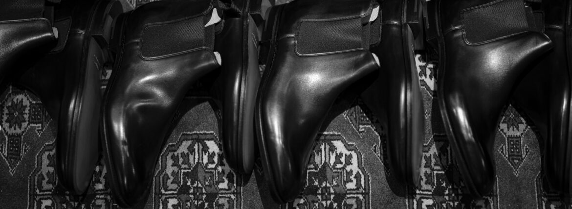 JOHN LOBB LAWRY 8695 Chelsea Boots Black Calf BLACK 2024 ジョンロブ ローリー ブラックカーフレザー チェルシーブーツ ブラック イギリス製 レザーブーツ 愛知 名古屋 Alto e Diritto altoediritto アルトエデリット