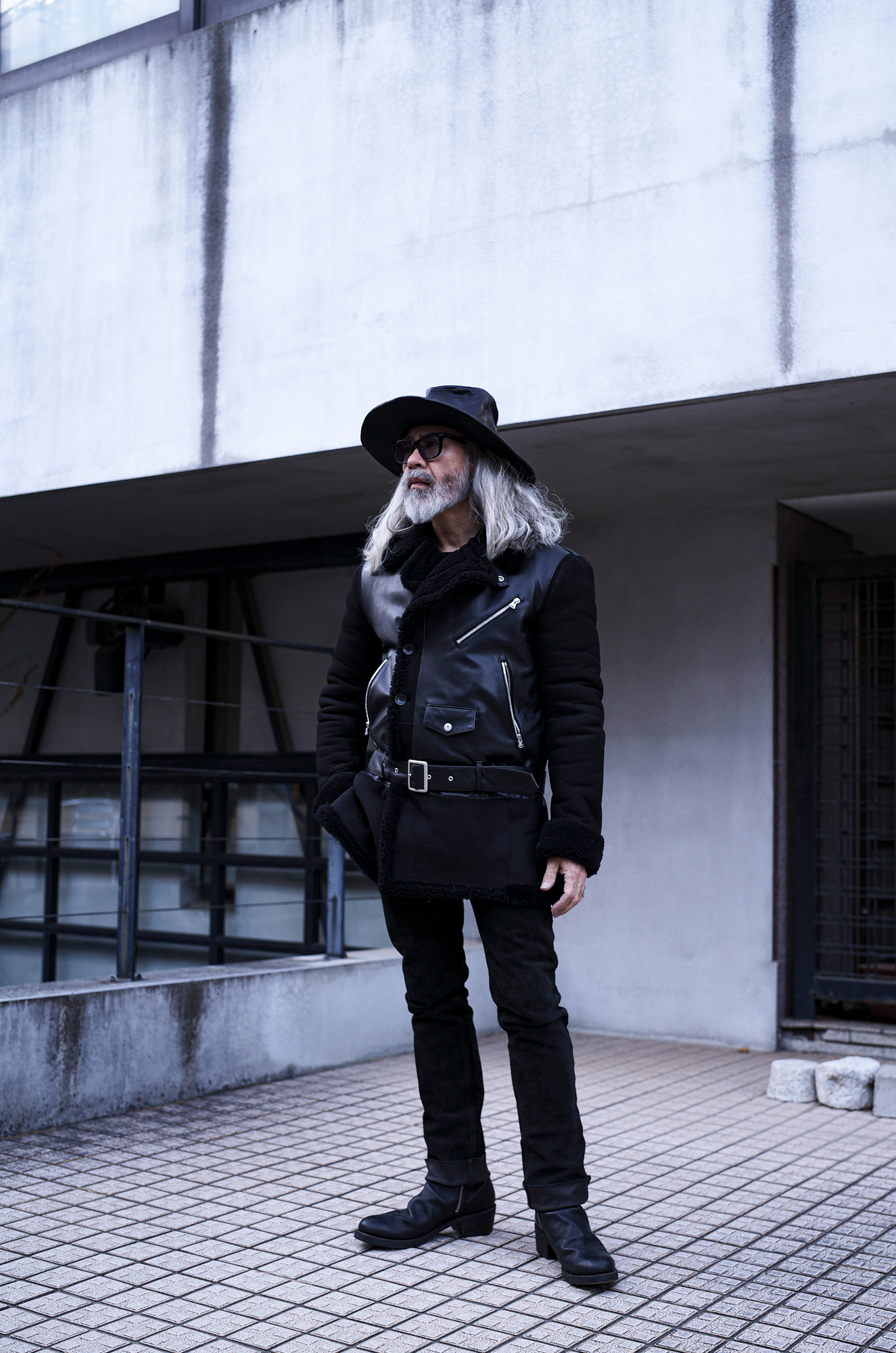 isamukatayamabacklash-211902-merinosuede-sheepskin-doubleriders-moutoncoat-black-2024aw-altoediritto-nagoya-2024301-1