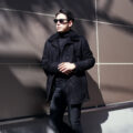 ISAIA (イザイア) PORTOFINO Mouton Coat (ポルトフィーノ ムートン コート) EXTERNAL CURLY SHEARLING ムートン チェスターコート BLACK (ブラック・990)のイメージ