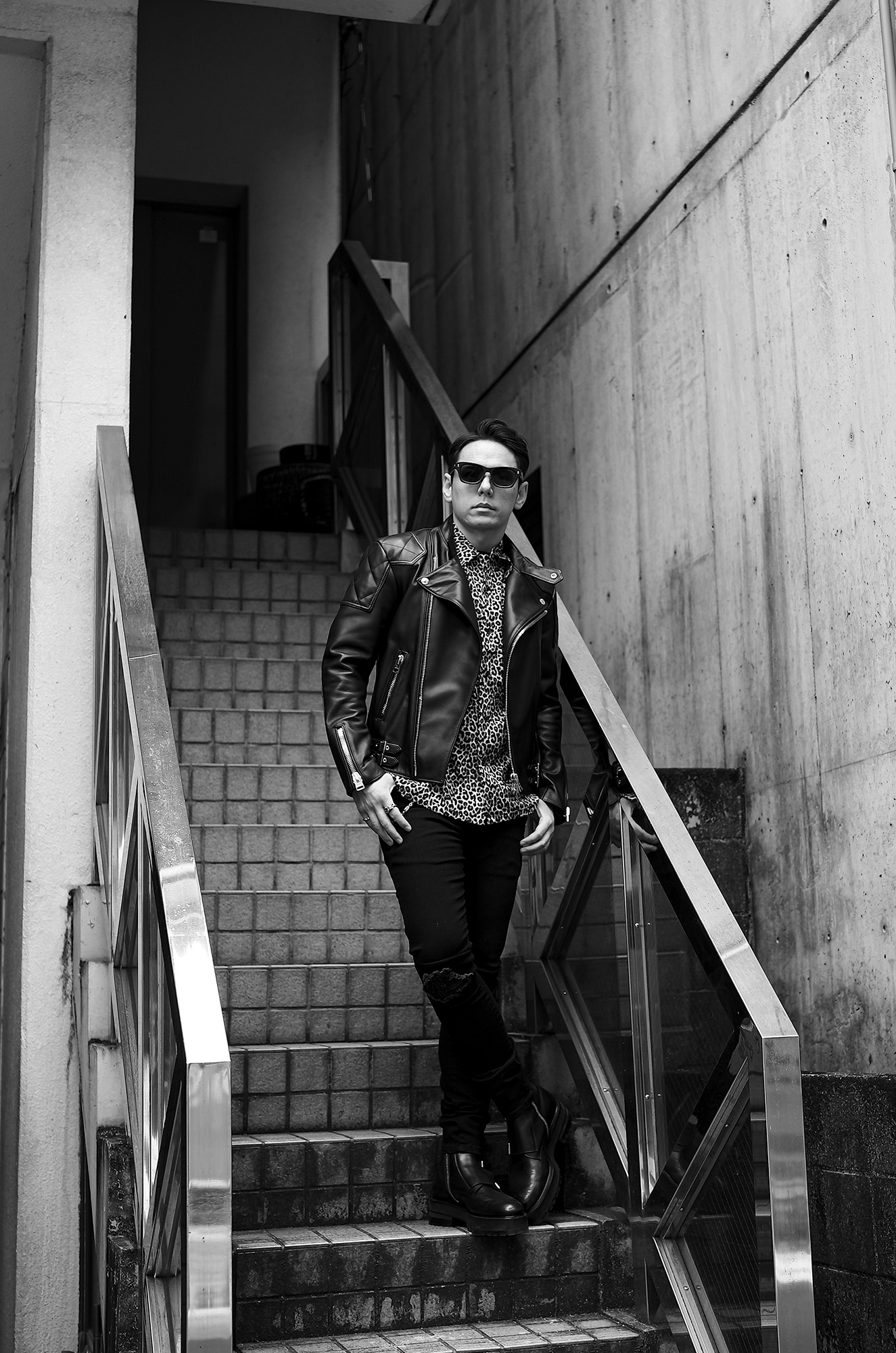 FIXER × CASABLANCA SPECTACLES SUBPOP 925 SILVER MATTE BLACK // UNFADING FALCON SEMI DOUBLE RIDERS Cow Leather BLACK // ROLL Leopard Pattern Short Sleeve Shirt // Balvenie Wilhelm VALIANT RING 925 SILVER // Balvenie Wilhelm MATILDA RING 925 SILVER // Balvenie Wilhelm CRUSADER WALLET CHAIN 2CLIP 11PIEACE 925 SILVER // cuervo bopoha Bal 9oz BLACK COMFORT DENIM BLACK・10 // FIXER FBT-01 TRIPLE STRAP BOOTS BLACK フィクサー カサブランカ サブポップ 925シルバー アンフェイディング ファルコン セミダブルライダース カウレザー 魔裟斗 ロウル レオパード バルヴェニーヴィルヘルム クルセイダーウォレットチェーン ヴァリアントリング マチルダリング
