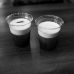 愛知 名古屋 Coffee Alto e Diritto altoediritto アルトエデリット POCKET FACTORY ポケットファクトリー COFFEE コーヒー POCK豆一鐵 〒462-0063 愛知県名古屋市北区丸新町９３ 川上敦久さん 淹れる最高の珈琲 カフェ ポケットファクトリー　ここでしか、手にできない最高のコーヒーをゲットしてください。現在カフェ営業はおこなっておらず、特売日の毎月、第2週目の土曜日、日曜日の豆の挽き売りでの開放日となっておりますカリスマ焙煎士 川上敦久氏 カリスマ焙煎士　川上 敦久氏について 長年の経験で培った五感と技術による“炭火焙煎”は、お客さまに喜ばれる最高に美味しいコーヒーを生み出しています。 通常はガス焙煎が多いなか、川上敦久氏は炭火焙煎にこだわり抜いています。原料の豆や機械に依存せず、湿度や天候にも一切影響されることなく、自分の五感と焙煎技術で生豆にしっかり味を付け、自分が手にしたコーヒー豆を最高の状態に仕上げています。川上敦久氏のコーヒーを是非ご堪能ください。川上 敦久氏のプロフィール2006年 天皇陛下植樹祭にて一級品ブレンド「道～みち～」が参加2010年 鳩山会館の新春パーティーに「天才焙煎士 川上敦久」として参加2011年 タイ王国王室財団管理農園より招聘王の依頼で「タイアラビカゴールデントライアングル」商品開発2013年 スリランカ国営コーヒー農園プロデュース 「スリランカ政府認定焙煎士」の称号を得る2014年 フランスの高級宝飾品ブランドBoucheron発表会のノベルティーに採用2014年 世界企業ネスレ「ドルチェグスト」に抜擢され 全国ＣМにて放映2017年 JRAからの抜擢で中京競馬場パノラマカフェを期間限定オープン2018年 東急ホテル主催ロイヤル会員イベントで定員60人に600人超が応募2019年 天皇陛下第70回全国植樹祭に「線」が参加2020年 MITSUKOSHI特招会に採用2020年 東海テレビ「タイチサン」に国分太一さんと共演