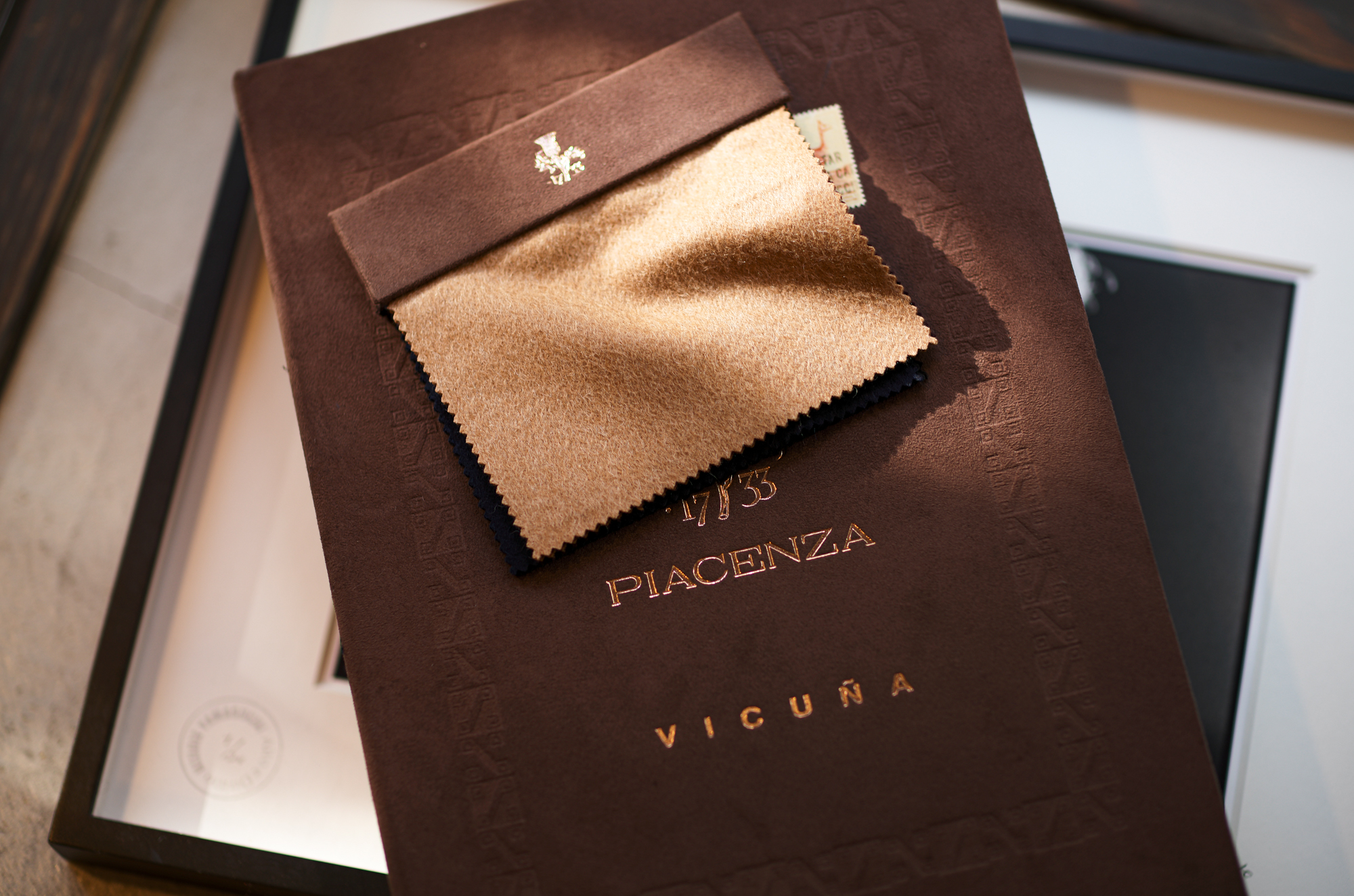 Sartoria Curvarti "BESPOKE" VICUNA 100％VICUNA BELTED COAT CAMEL 2025AW サルトリア・クルヴァルティ ビスポーク ビキューナ ブラック 2025春夏 愛知 名古屋 Alto e Diritto altoediritto アルトエデリット