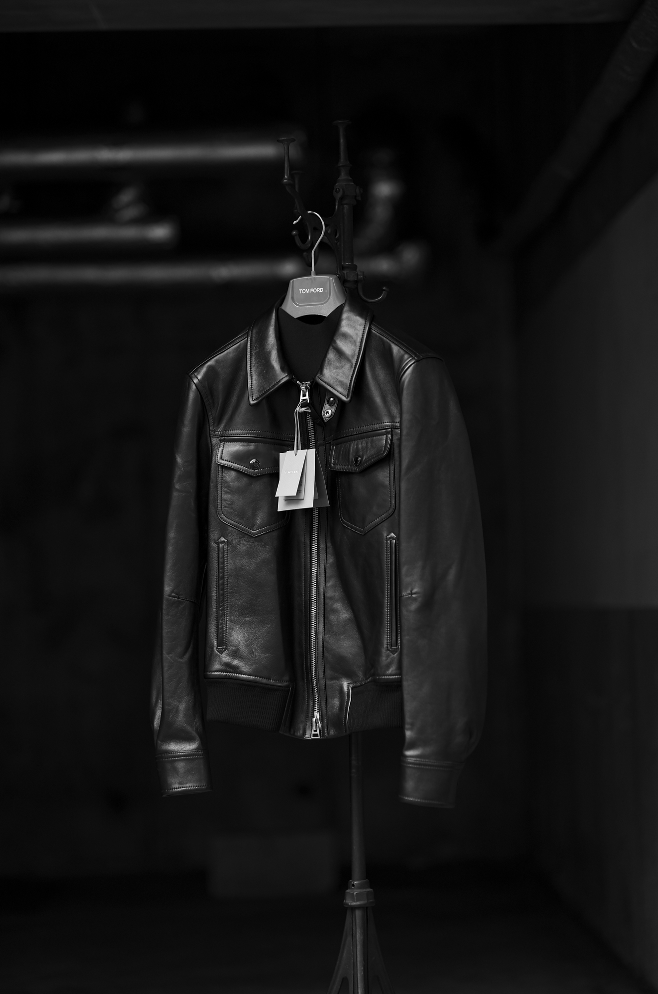 TOM FORD (トムフォード) NAPPA GRAIN LEATHER COLLAR BLOUSON (ナッパ グレイン レザー カラー ブルゾン) ラムレザー シングル ライダース ジャケット BLACK (ブラック) Made in italy (イタリア製) 愛知 名古屋 Alto e Diritto altoediritto アルトエデリット レザージャケット ライダースジャケット