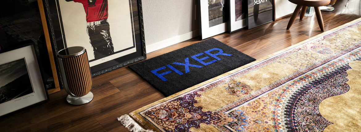 FIXER (フィクサー) FMT-01 LOGO MAT ロゴマット BLACK × BLUE (ブラック×ブルー) 【ご予約開始】【2025.6.12(Thu)～2025.6.29(Sun)】 愛知 名古屋 Alto e Diritto altoediritto アルトエデリット 黒青