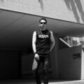 FIXER FNS-01 Reverse Print Sleeveless T-shirt ALL BLACK , BLACK , WHITE 【ご予約受付中】【2025.6.26(Thu)~2025.7.13(Sun)】のイメージ