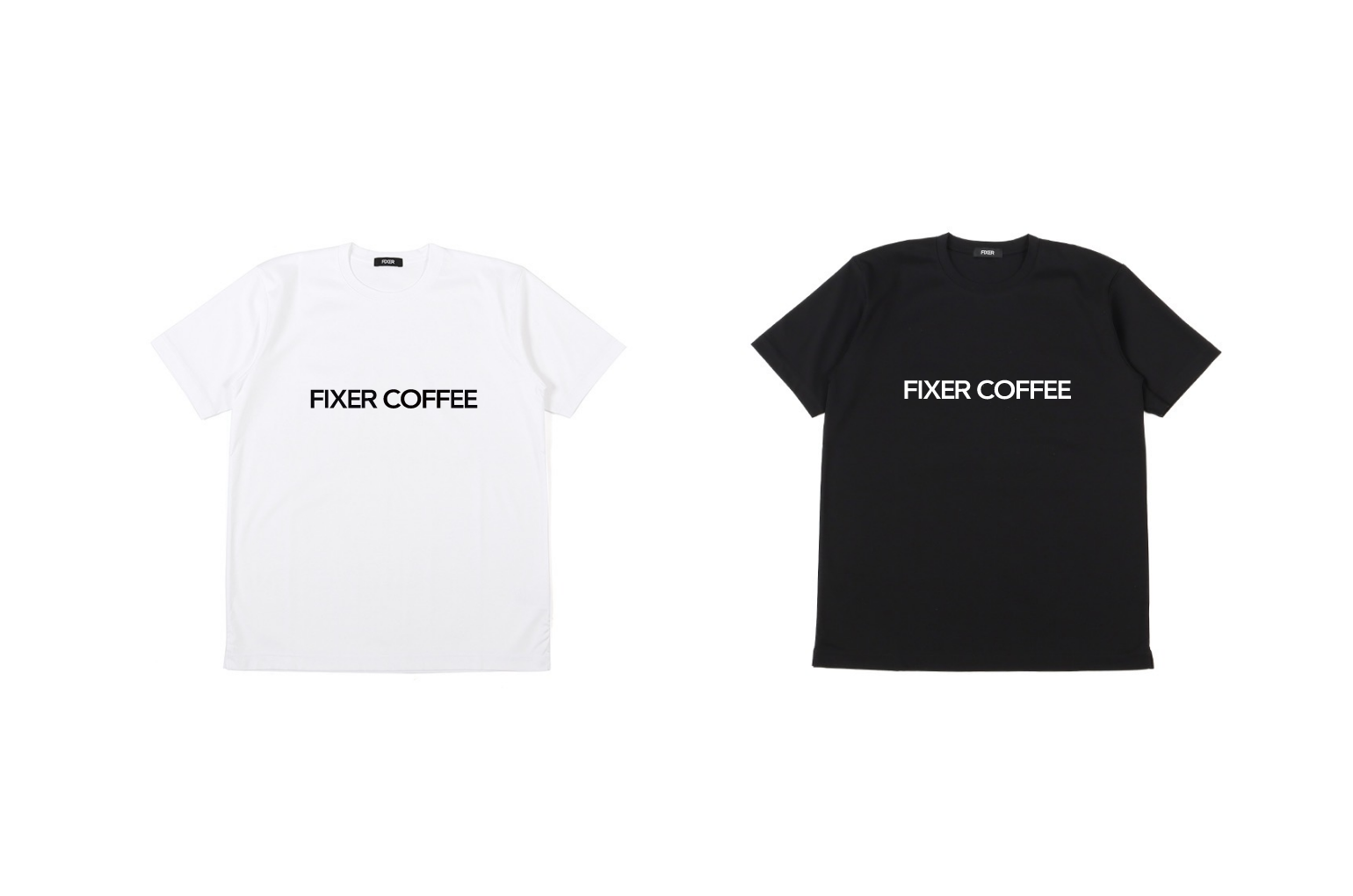 FIXER × "豆匠焙煎士 川上敦久" COLLABORATION EVENT 『FIXER CAFE』 2025.8.24 (sun)【FTS-15 FIXER COFFEE Print T-shirt BLACK , WHITE】フィクサー Tシャツ フィクサーコーヒー Tシャツ ブラック ホワイト【Sparkling,Hot,Ice,Cafeaulait,Softcream,Bean】 フィクサー フィクサーカフェ コーヒー Alto e Diritto altoediritto アルトエデリット POCKET FACTORY ポケットファクトリー COFFEE コーヒー  POCK豆一鐵 〒462-0063 愛知県名古屋市北区丸新町９３ 川上敦久さん 淹れる最高の珈琲 カフェ ポケットファクトリー　ここでしか、手にできない最高のコーヒーをゲットしてください。現在カフェ営業はおこなっておらず、特売日の毎月、第2週目の土曜日、日曜日の豆の挽き売りでの開放日となっておりますカリスマ焙煎士 川上敦久氏 カリスマ焙煎士　川上 敦久氏について 長年の経験で培った五感と技術による“炭火焙煎”は、お客さまに喜ばれる最高に美味しいコーヒーを生み出しています。 通常はガス焙煎が多いなか、川上敦久氏は炭火焙煎にこだわり抜いています。原料の豆や機械に依存せず、湿度や天候にも一切影響されることなく、自分の五感と焙煎技術で生豆にしっかり味を付け、自分が手にしたコーヒー豆を最高の状態に仕上げています。川上敦久氏のコーヒーを是非ご堪能ください。川上 敦久氏のプロフィール2006年 天皇陛下植樹祭にて一級品ブレンド「道～みち～」が参加2010年 鳩山会館の新春パーティーに「天才焙煎士 川上敦久」として参加2011年 タイ王国王室財団管理農園より招聘王の依頼で「タイアラビカゴールデントライアングル」商品開発2013年 スリランカ国営コーヒー農園プロデュース 「スリランカ政府認定焙煎士」の称号を得る2014年 フランスの高級宝飾品ブランドBoucheron発表会のノベルティーに採用2014年 世界企業ネスレ「ドルチェグスト」に抜擢され 全国ＣМにて放映2017年 JRAからの抜擢で中京競馬場パノラマカフェを期間限定オープン2018年 東急ホテル主催ロイヤル会員イベントで定員60人に600人超が応募2019年 天皇陛下第70回全国植樹祭に「線」が参加2020年 MITSUKOSHI特招会に採用2020年