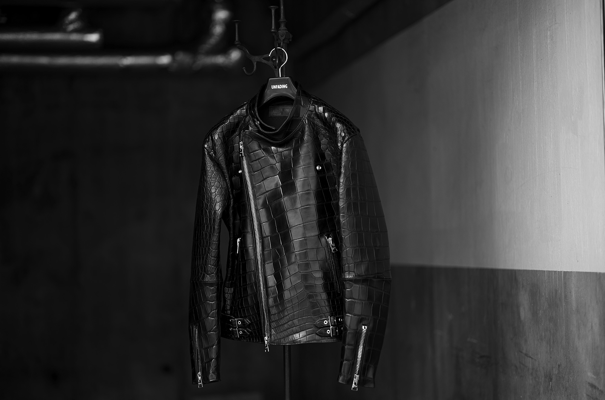UNFADING "HAWK CROCODILE" SEMI DOUBLE RIDERS Cow Leather BLACK アンフェイディング ホーク クロコダイル クロコダイル エキゾチックレザー セミダブル ライダース ジャケット ブラック 愛知 名古屋 Alto e Diritto altoediritto アルトエデリット hawk 魔裟斗 masato 魔裟斗ライダース 魔裟斗レザー