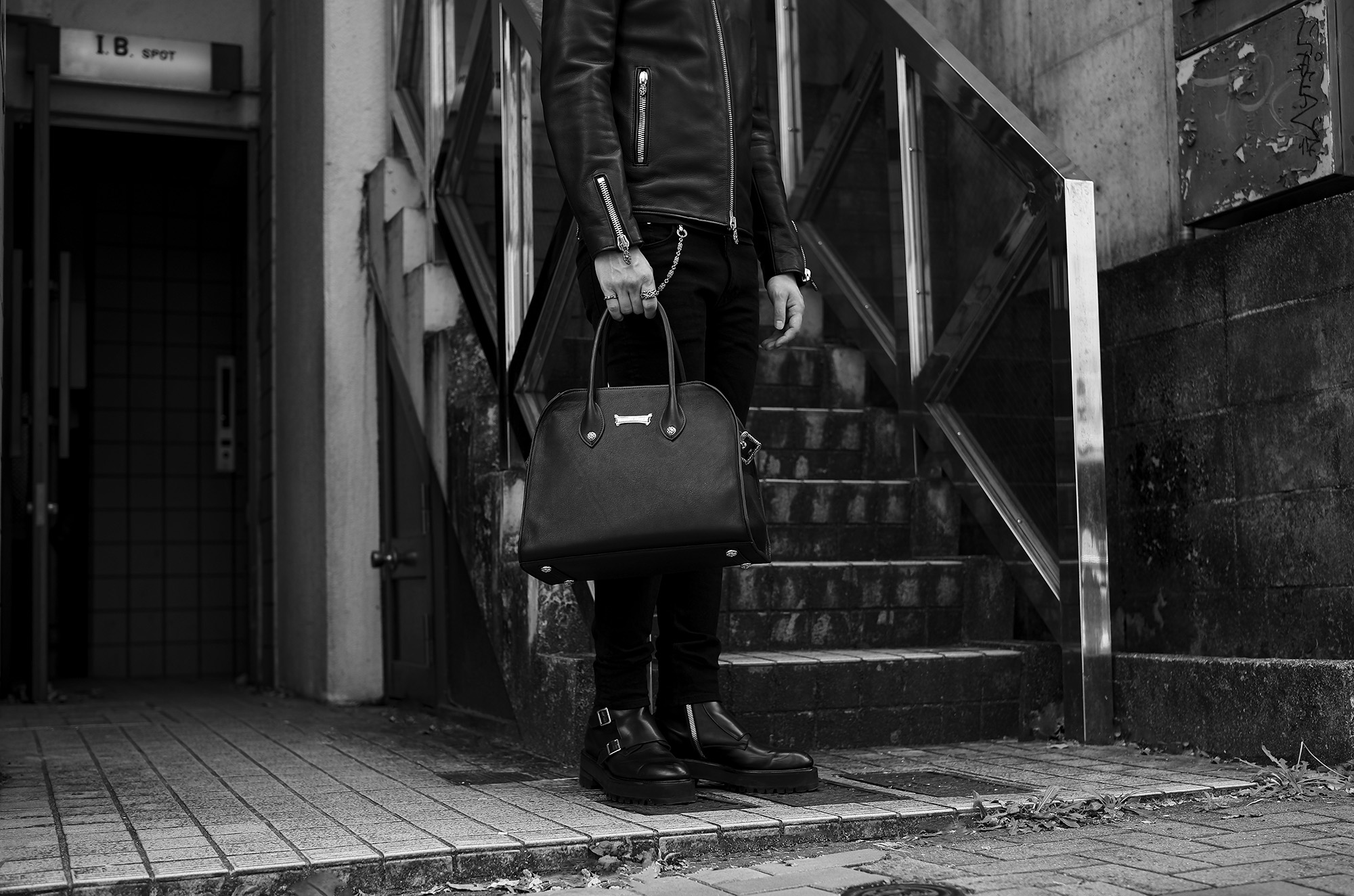 Balvenie Wilhelm No.29 LEATHER BAG 925 SILVER COW LEATHER BLACK　バルヴェニー ヴィルヘルム ナンバートゥエンティナイン レザーバック 925シルバー ブラック Made In England イギリス製 愛知　名古屋 Alto e Diritto altoediritto アルトエデリット レザートートバック totebag leathertotebag