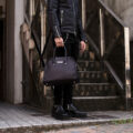 Balvenie Wilhelm (バルヴェニー ヴィルヘルム) No.29 LEATHER BAG 925 SILVER (ナンバー トゥエンティ ナイン レザーバッグ 925シルバー) COW LEATHER (カウレザー) レザー バッグ BLACK (ブラック) Made In England (イギリス製) 【ご予約受付中】のイメージ