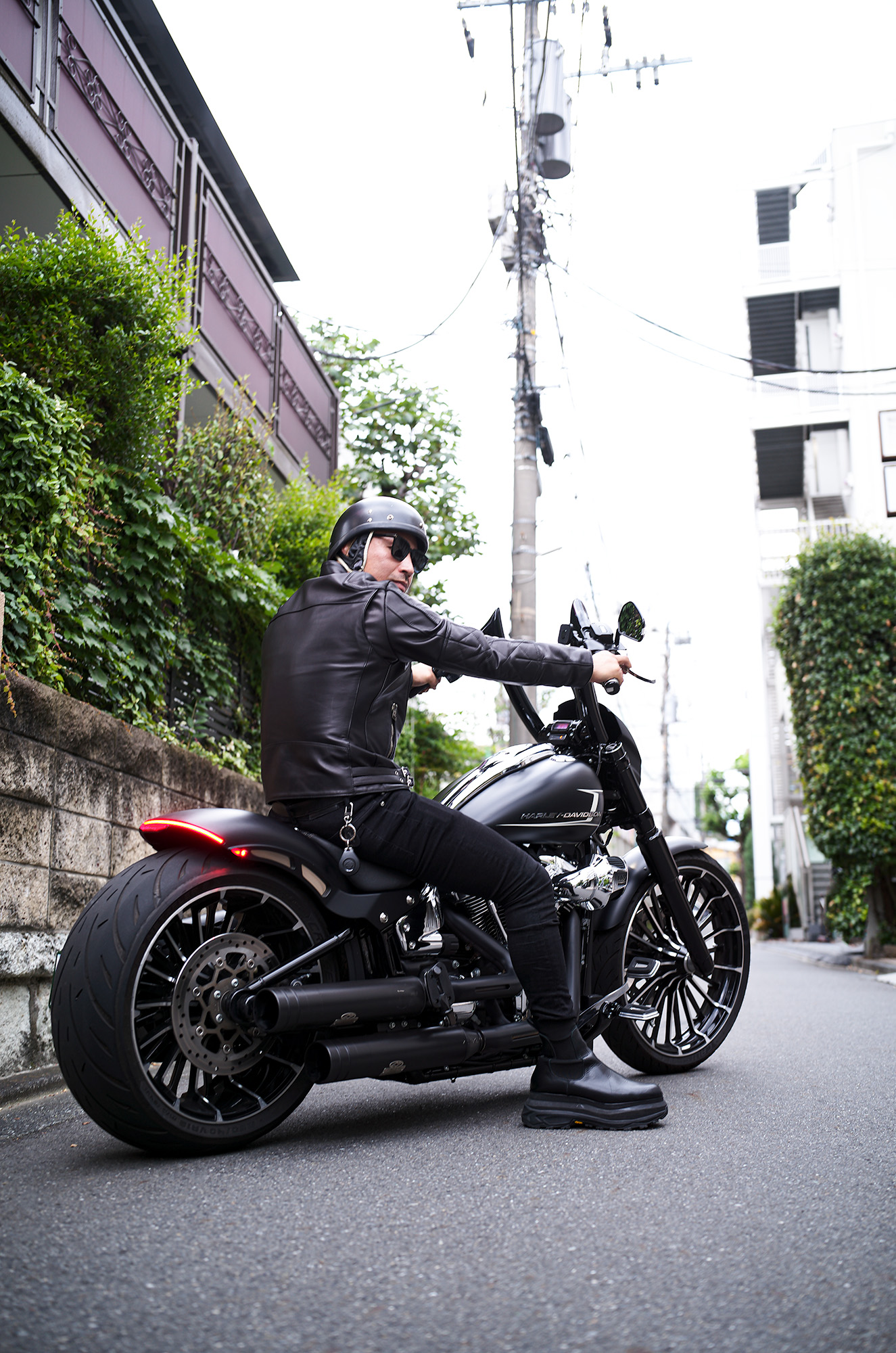 UNFADING (アンフェイディング) FALCON (ファルコン) SEMI DOUBLE RIDERS Cow Leather カウレザー セミダブル ライダース ジャケット BLACK (ブラック) Made in Japan (日本製) 愛知 名古屋 Alto e Diritto altoediritto アルトエデリット 魔裟斗 masato  魔裟斗チャンネル YOUTUBE 革ジャン レザージャケット 　ライダースジャケット
