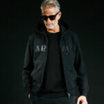1PIU1UGUALE3 (ウノピュウノウグァーレトレ) BLACK MILITARY BY YOSHIMASA HOSHIBA (ブラックミリタリー バイ 干場義雅) VINTAGE LOGO ARMY SWEAT ZIP PARKA アーミーパーカー MADE IN JAPAN (日本製) BLACK × BLACK (ブラック ×　ブラック) 愛知　名古屋 Alto e Diritto altoediritto アルトエデリット