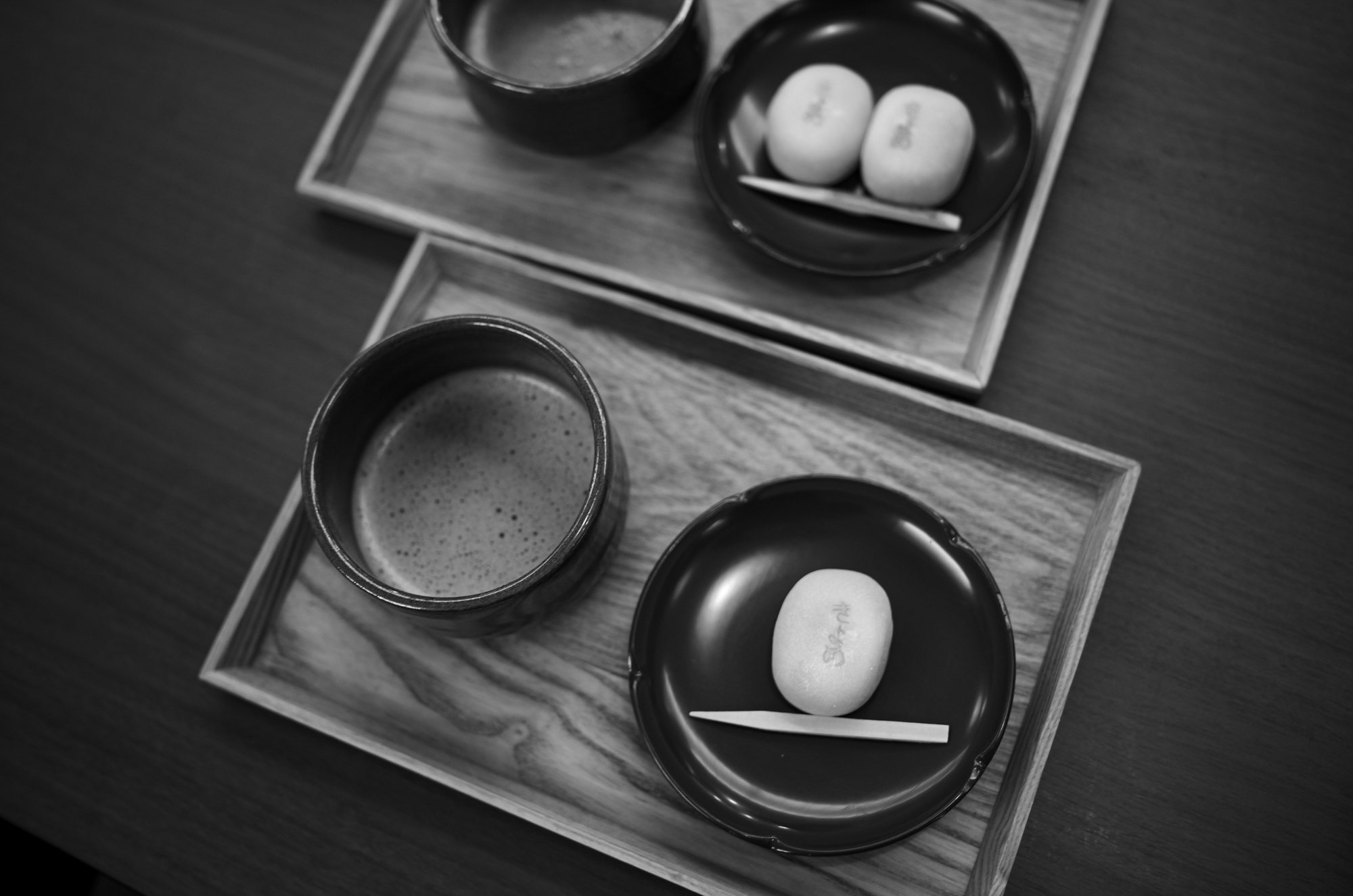 ATSUTA JINGU 熱田神宮  https://www.atsutajingu.or.jp/en/intro/ 宮きしめん 愛知 名古屋 熱田神宮 456-8585 愛知県名古屋市熱田区神宮１丁目１−１ LEICA ライカ 写真 Alto e Diritto altoediritto アルトエデリット ライダース レザージャケット