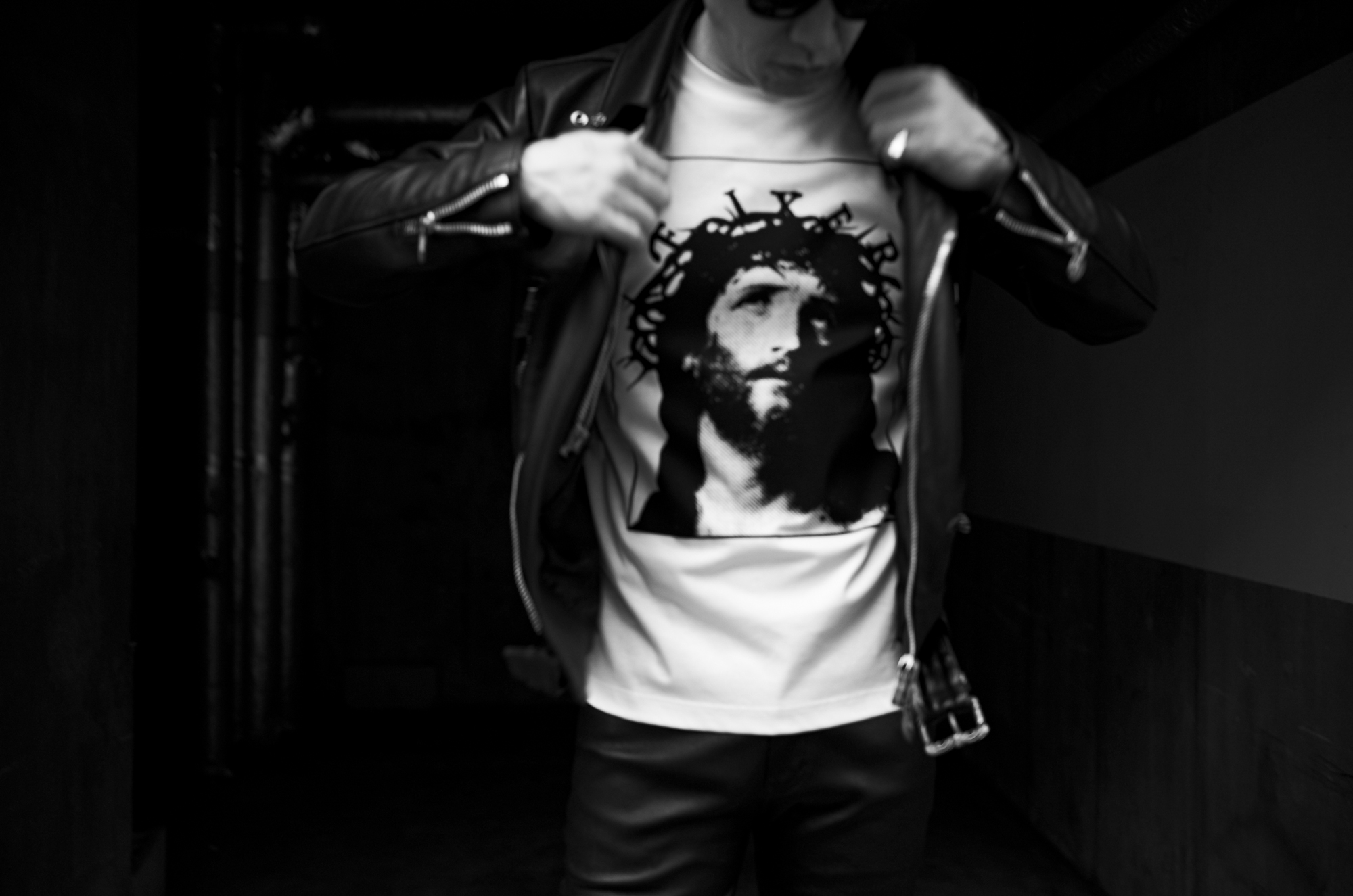 FIXER FTS-17 JESUS WHITE フィクサー ジーザス キリスト ホワイト FIXER ロゴ Tシャツ フォトプリントTシャツ 愛知 名古屋 Alto e Diritto altoediritto アルトエデリット