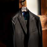 Sartoria Curvarti BESPOKE Loro Piana CASHMERE WISH Super170s WOOL and CASHMERE SINGLE BREASTED SUIT BLACK SOLID 2025 サルトリア・クルヴァルティ ビスポーク ロロピアーナ カシミヤ ウール カシミヤ シングルブレステッド ブラック 2025春夏 愛知 名古屋 Alto e Diritto altoediritto アルトエデリット
