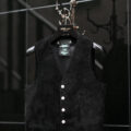 ISAMU KATAYAMA BACKLASH The Line “ALT-T-140” 925 STERLING SILVER JAPAN HORSE SUEDE VEST BLACK 2025のイメージ