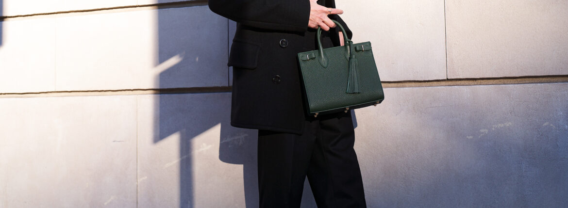 KARIF MINI GREEN — 深さのために選ばれた色 KARIF MINI GREEN — Chosen for Depth, Not Display アカーテ カリフミニ 愛知 名古屋 Alto e Diritto altoediritto アルトエデリット