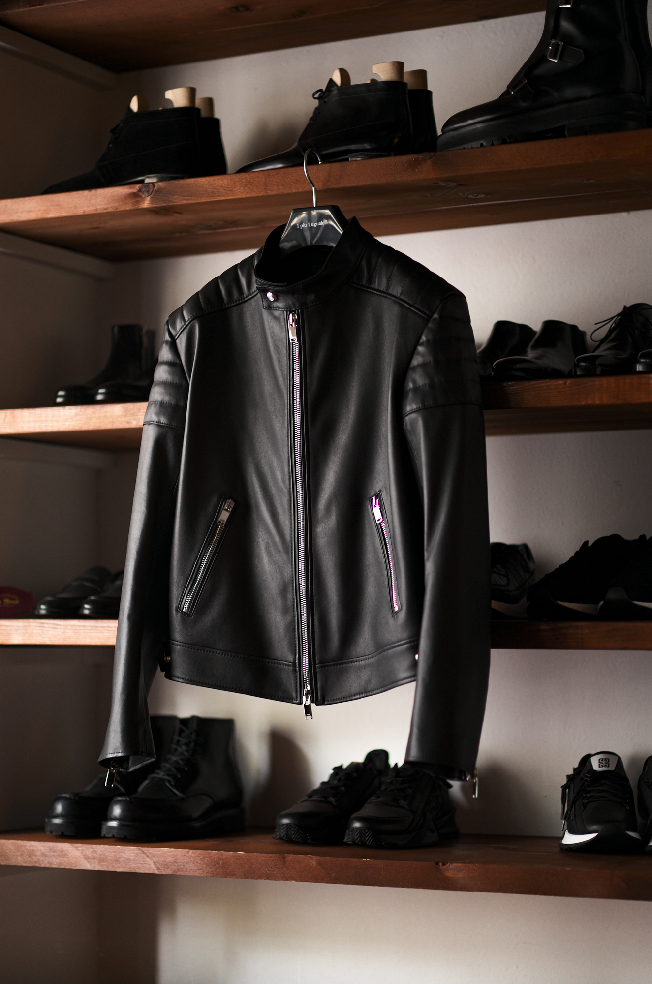 1PIU1UGUALE3 × FIXER F-2 evo｜Black Is Not a Color — 黒は関係性である フィクサー シングルライダース JAPAN 日本 愛知 名古屋 Alto e Diritto altoediritto アルトエデリット