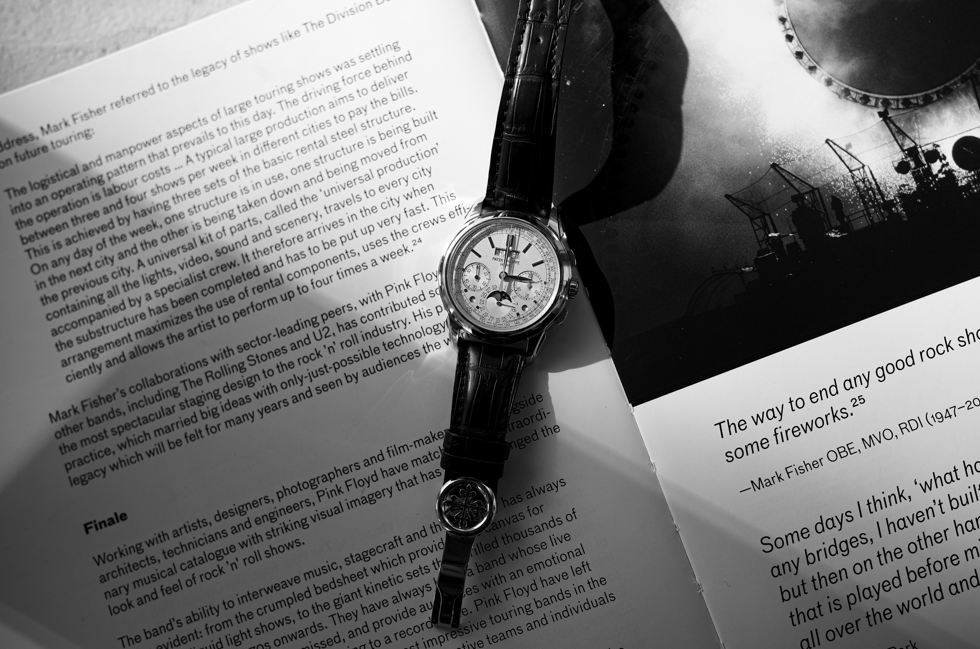 黒は、時間さえも従わせる。 — Black Commands Even Time — JAPAN 日本 愛知 名古屋 Alto e Diritto altoediritto アルトエデリット 綴る