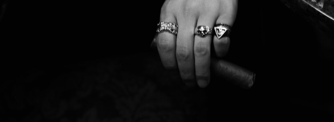 —— 戦友 — The Line That Never Betrays —— JAPAN 日本 愛知 名古屋 Alto e Diritto altoediritto アルトエデリット 綴る