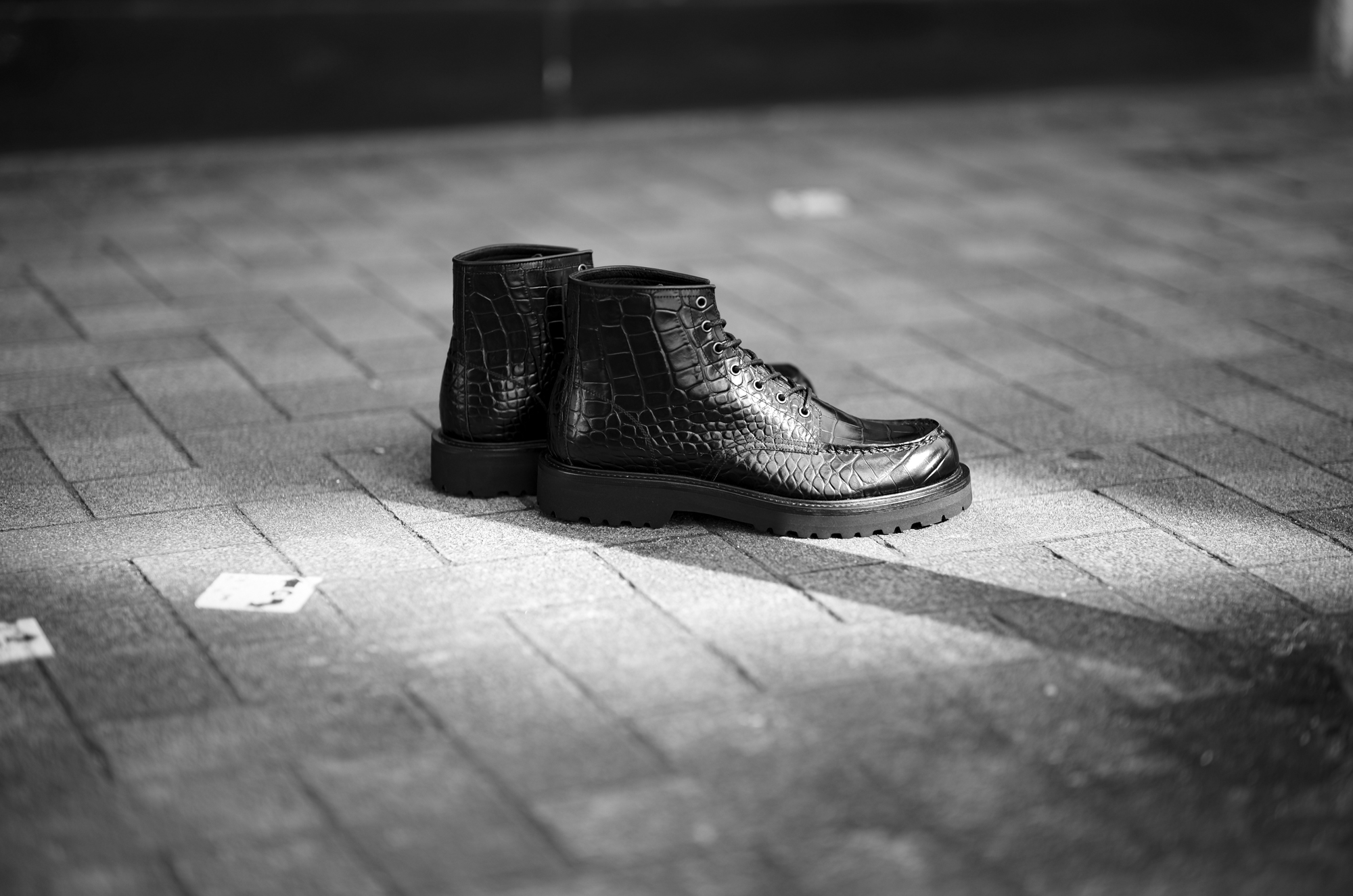 第4弾、黒はクロコダイルに到達する。 — WHS-0755MP Crocodile Embossed Leather — WH ダブルエイチ クロコダイル 型押し エンボス レザー モックブーツ JAPAN 日本 愛知 名古屋 Alto e Diritto altoediritto アルトエデリット