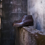 沈黙に応える者だけに届く。 — ART.3722 Mat Crocodile DARK BROWN — JAPAN 日本 愛知 名古屋 Alto e Diritto altoediritto アルトエデリット レザーブーツ クロコダイル マットクロコダイル ダークブラウン