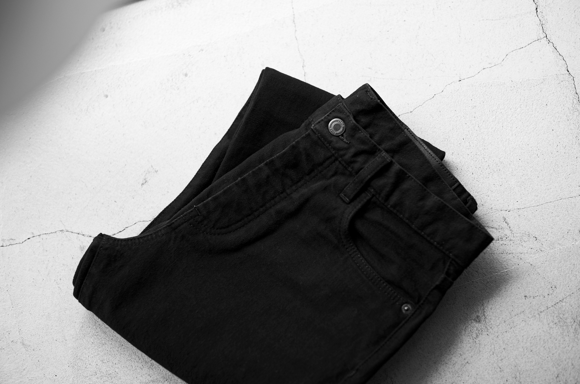 FIXER (フィクサー) FDM-01 13oz BLACK STRETCH SELVEDGE DENIM PANTS ストレッチ セルヴィッジデニム パンツ BLACK (ブラック) JAPAN 日本 愛知 名古屋 Alto e Diritto altoediritto アルトエデリット デニム ジャパンデニム ジャパンジーンズ