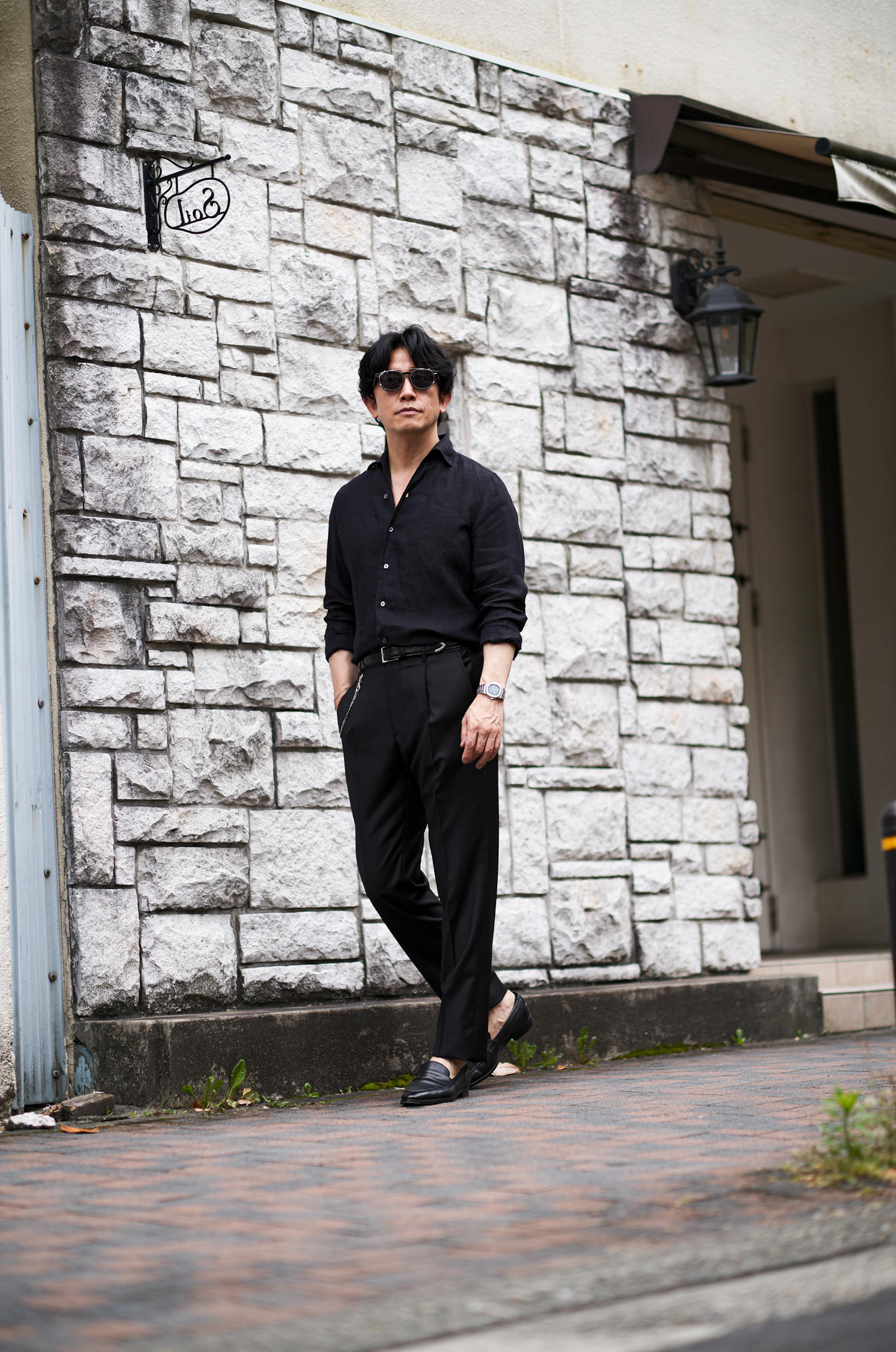 — 力を抜いた先にある黒。 / Finamore SEUL Linen Shirt BLACK — フィナモレ シャツ リネンシャツ